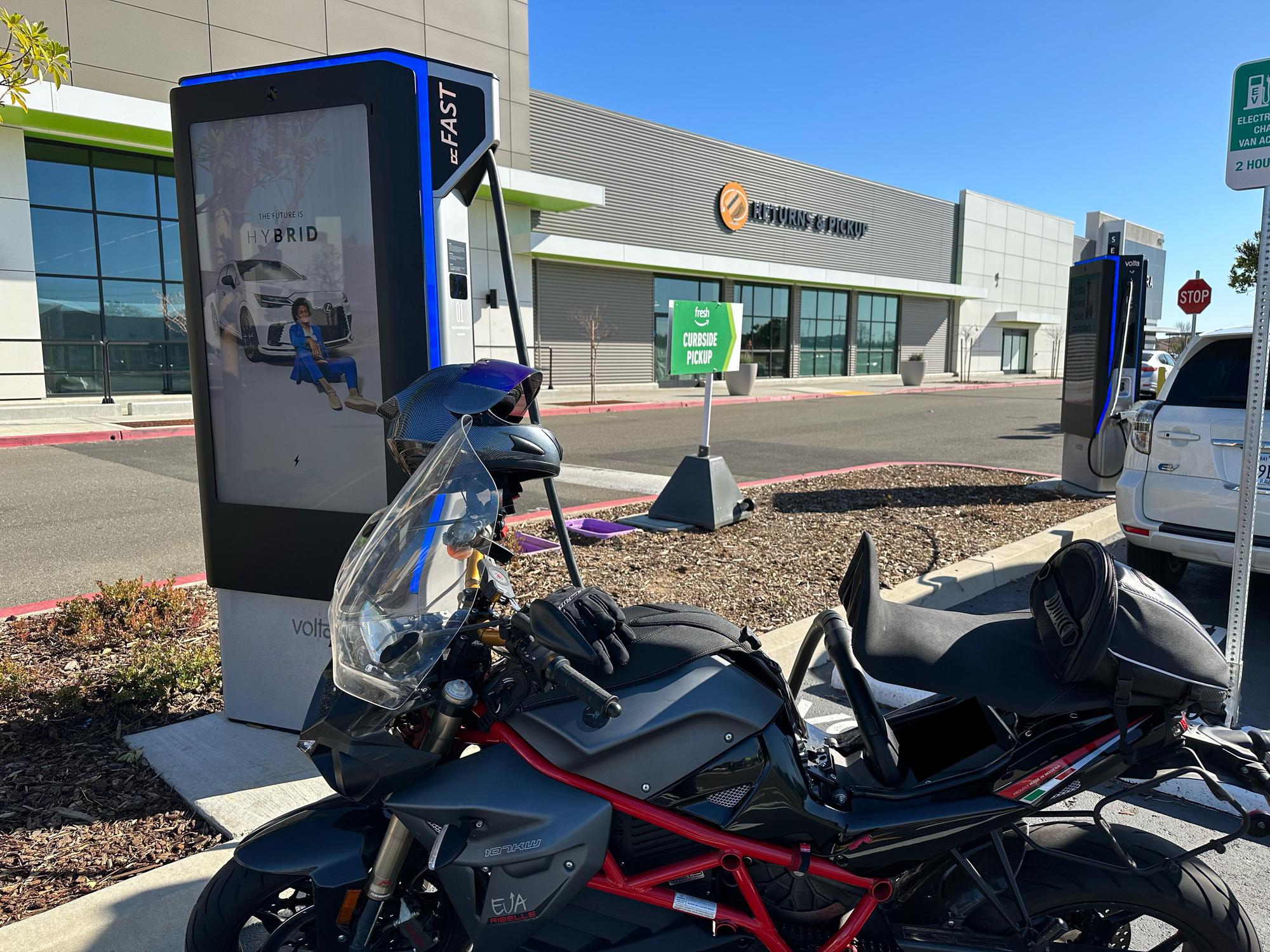 The Ridge Elk Grove, CA EV Station