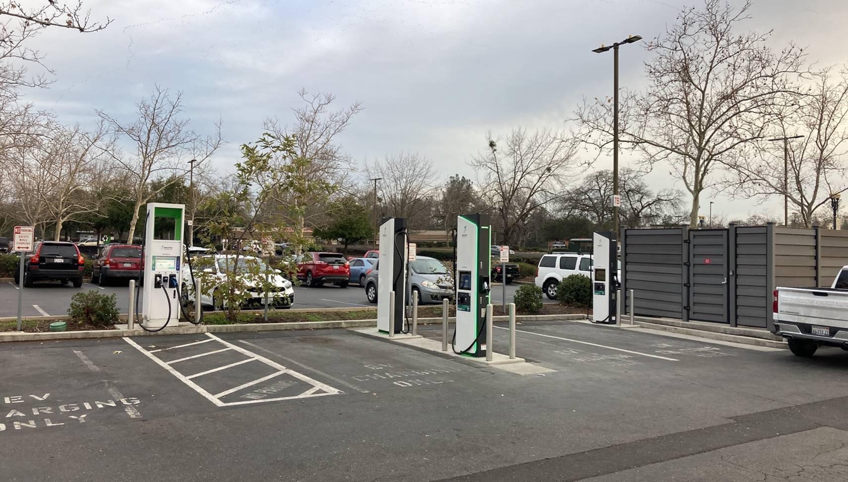 Folsom Premium Outlets Under Armour Folsom, CA EV Station