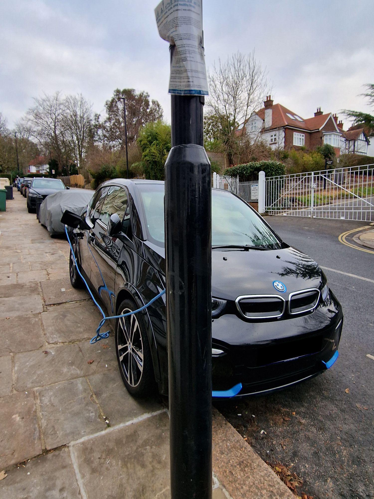 Highgate West Hill Parking 20 Highgate West Hill, London, N6 6NU, GBR EV Station