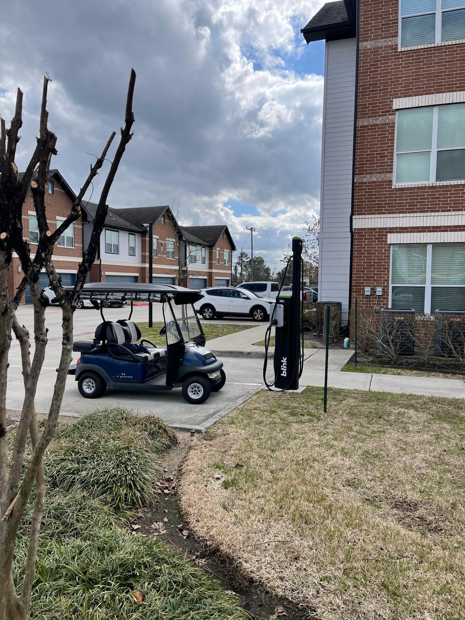 Avaya Kingwood Apartments Porter, TX EV Station