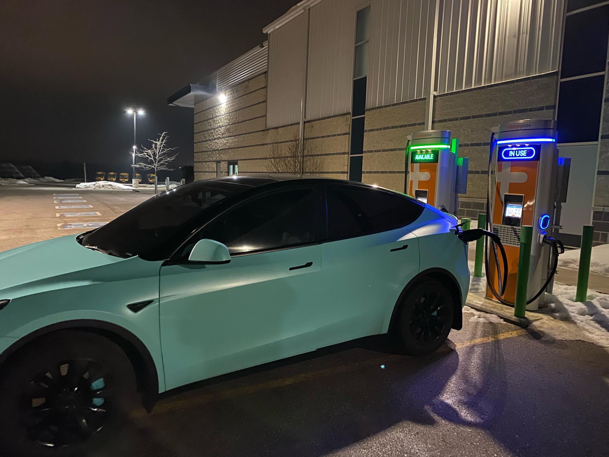 Trisan Center Schomberg, ON EV Station