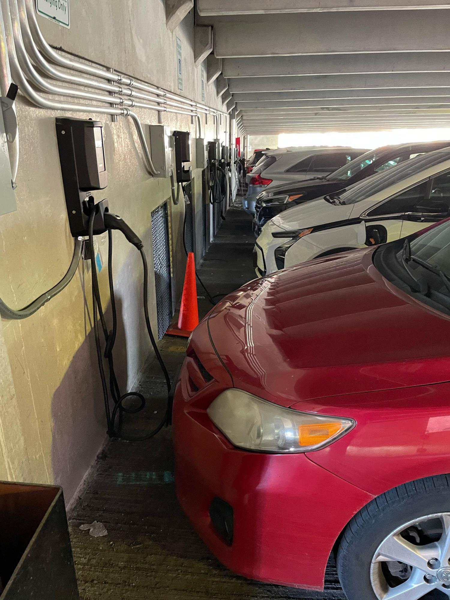 Warburton Garage Yonkers, NY EV Station