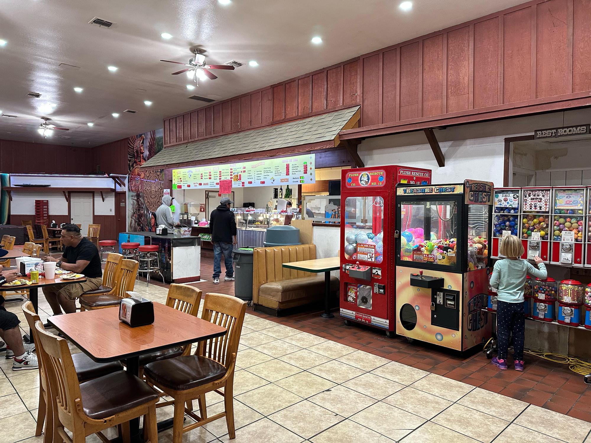 Chalios Mexican Restaurant Kettleman City, CA EV Station