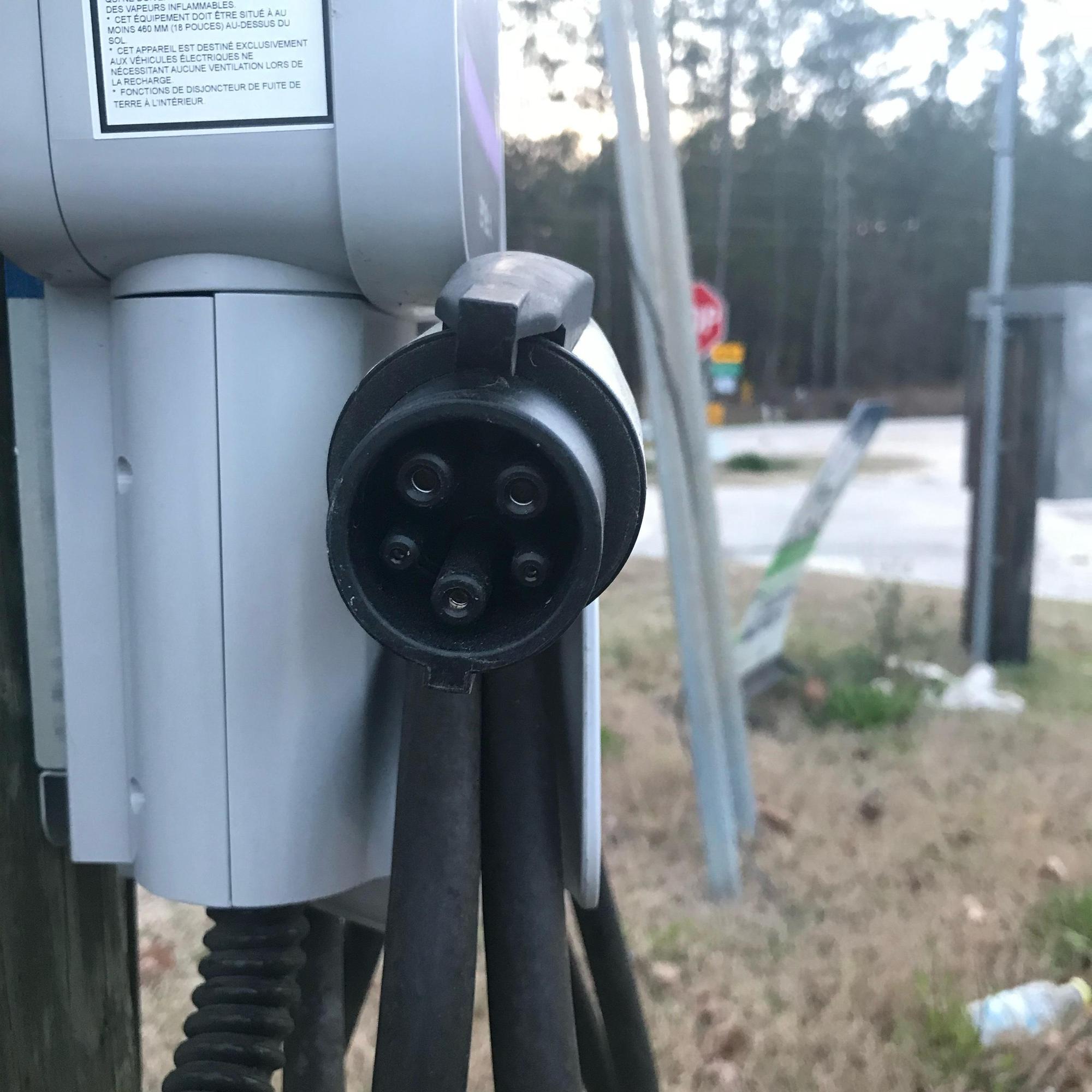 Ronald Fountain's Store SC EV Station