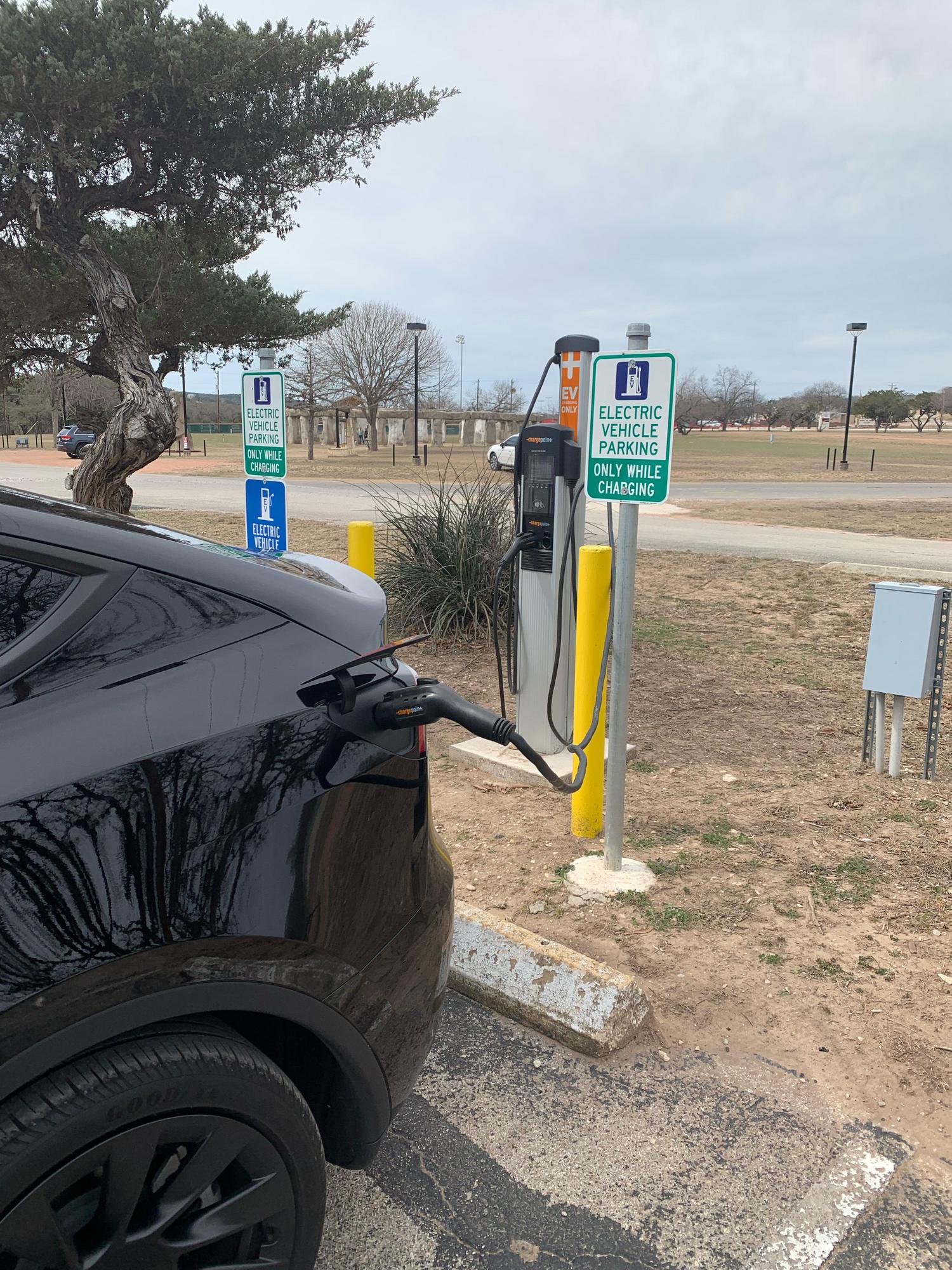 Hill Country Arts Foundation Ingram, TX EV Station