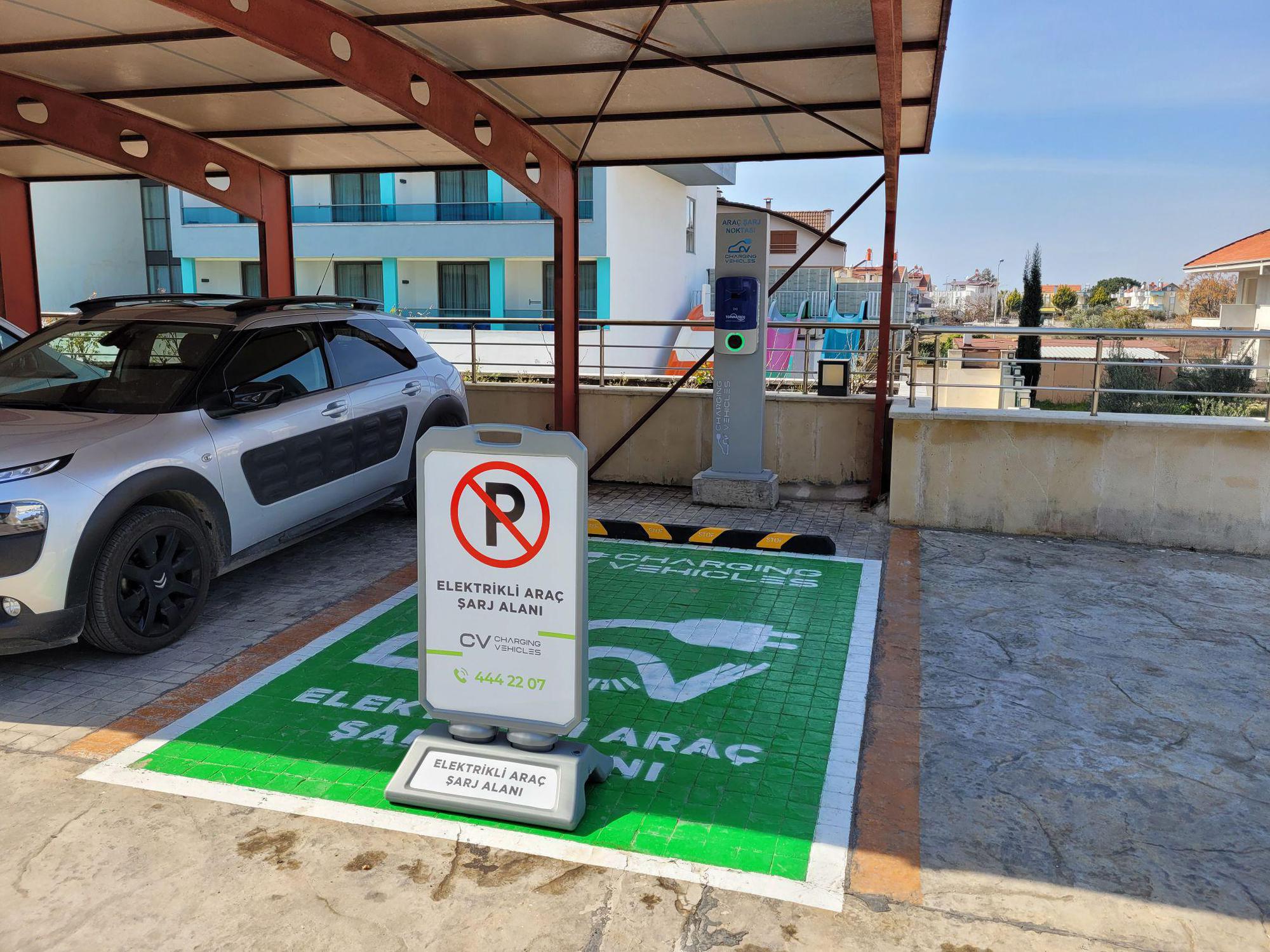 cv-charging-sensitive-premium-resort-spa-bo-azkent-alparslan-cd