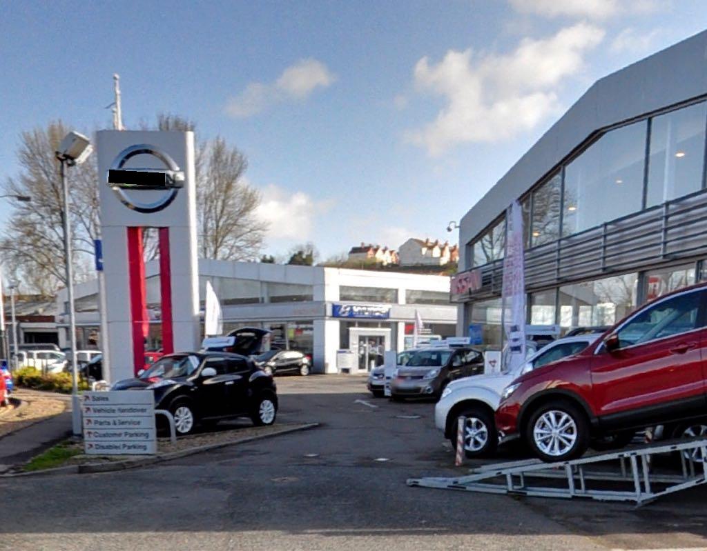 West London Motor Group - Hyundai | Reading, England | EV Station