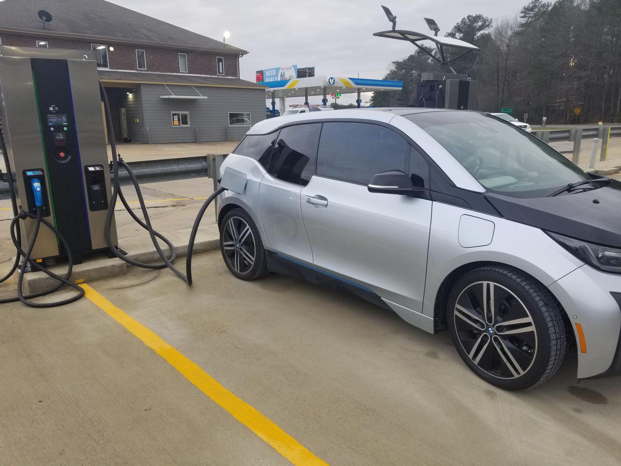 Valero Travel Center Moody, AL EV Station