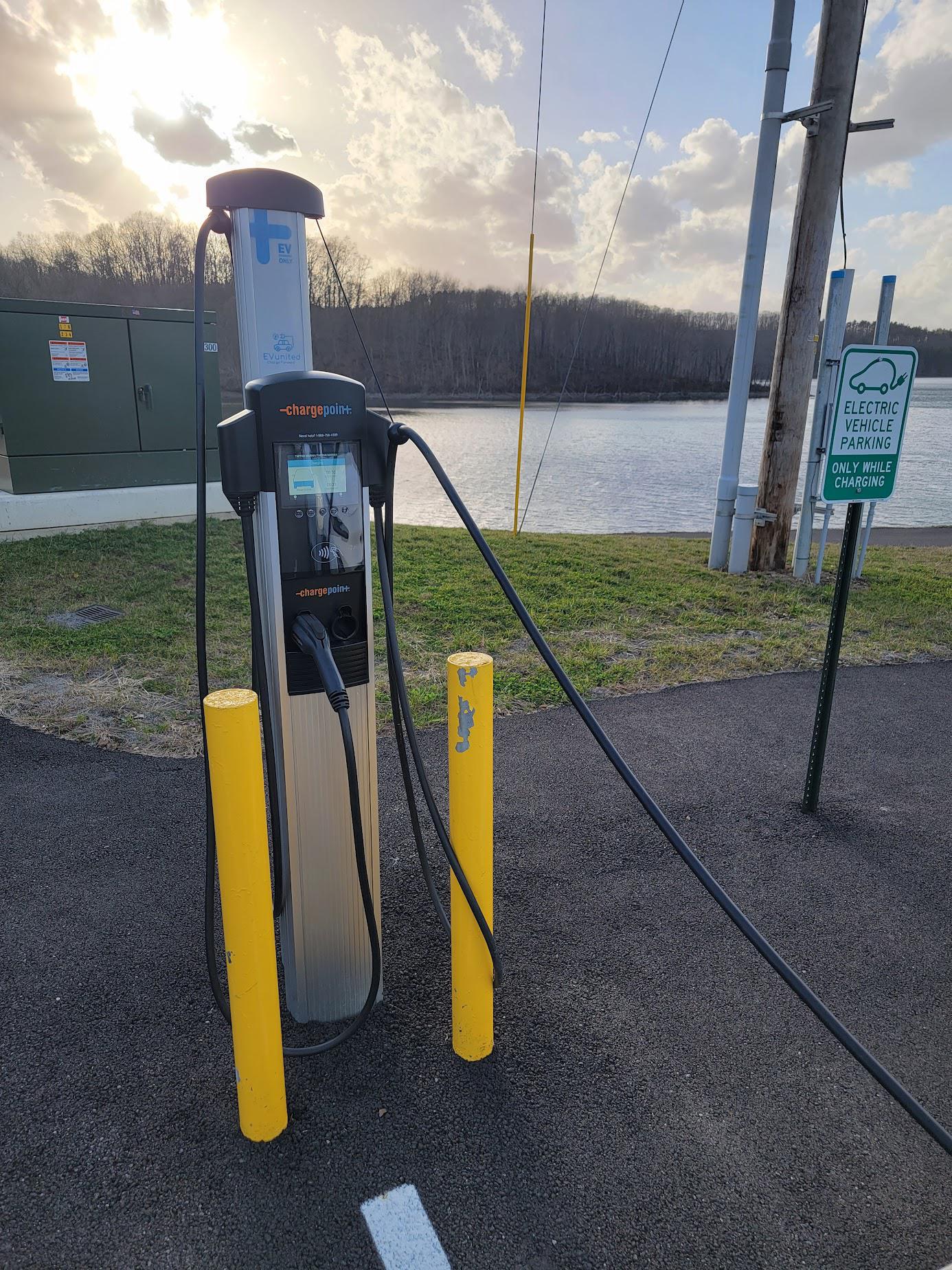 Tappan Lake Marina Scio, OH EV Station