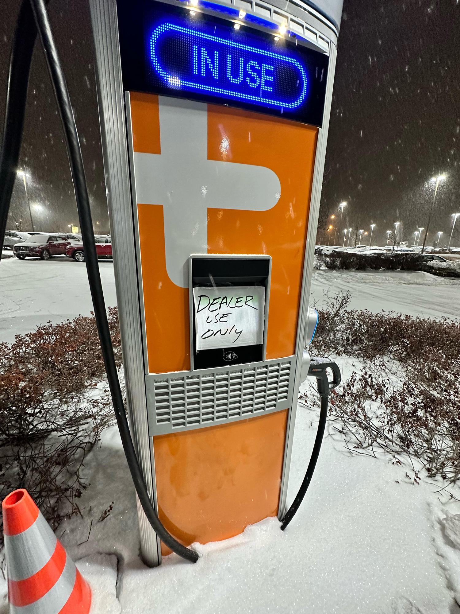 Hyundai West Allis West Allis, WI EV Station