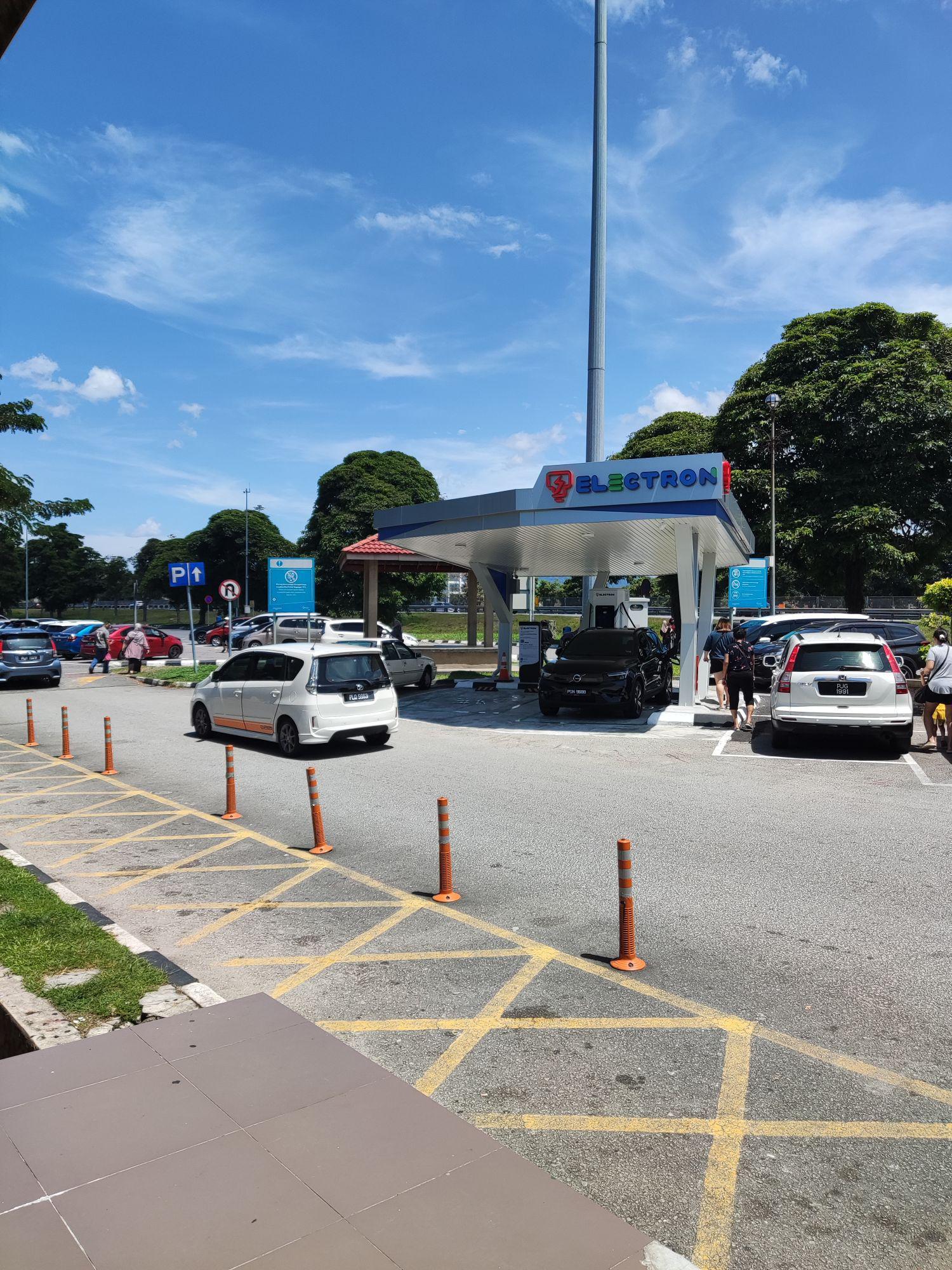 Tapah R R Tapah R&R Northbound | Tapah, Perak | EV Station