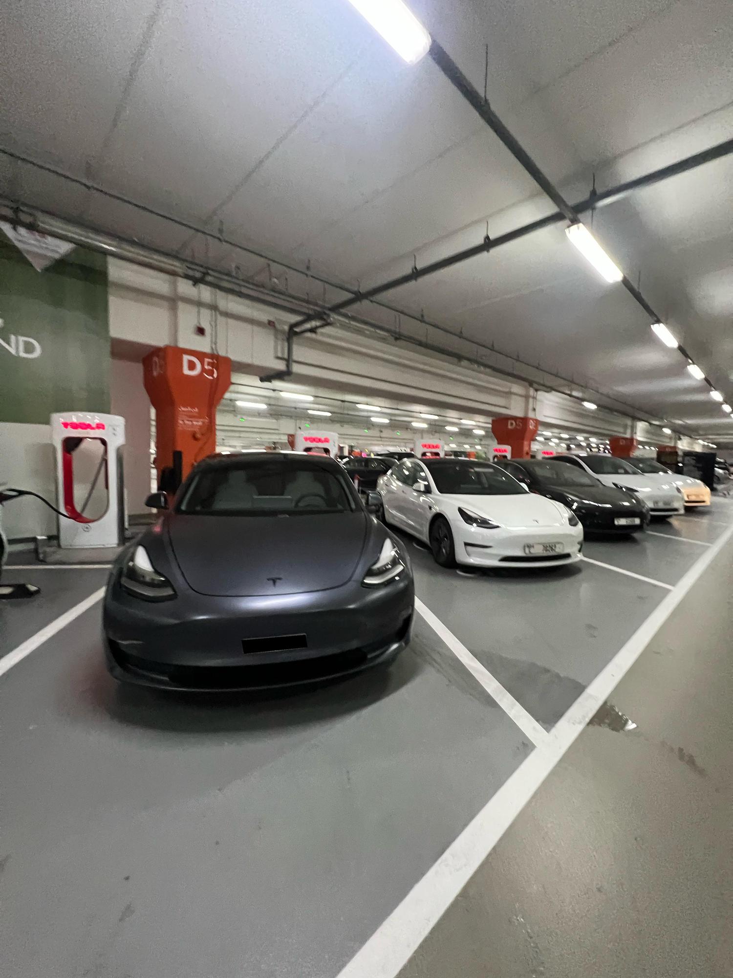 Mall of Emirates Supercharger Dubai, Dubai EV Station
