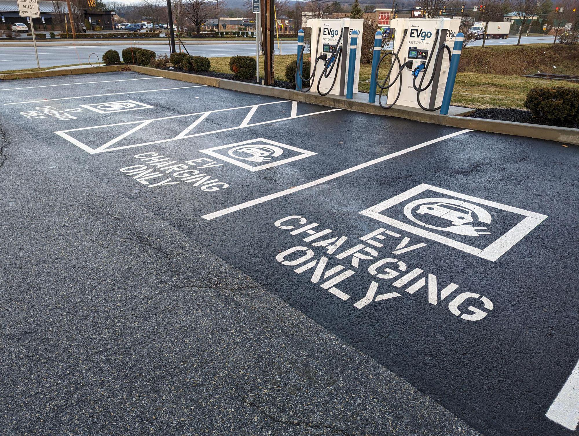 Chase Bank Exton, PA EV Station