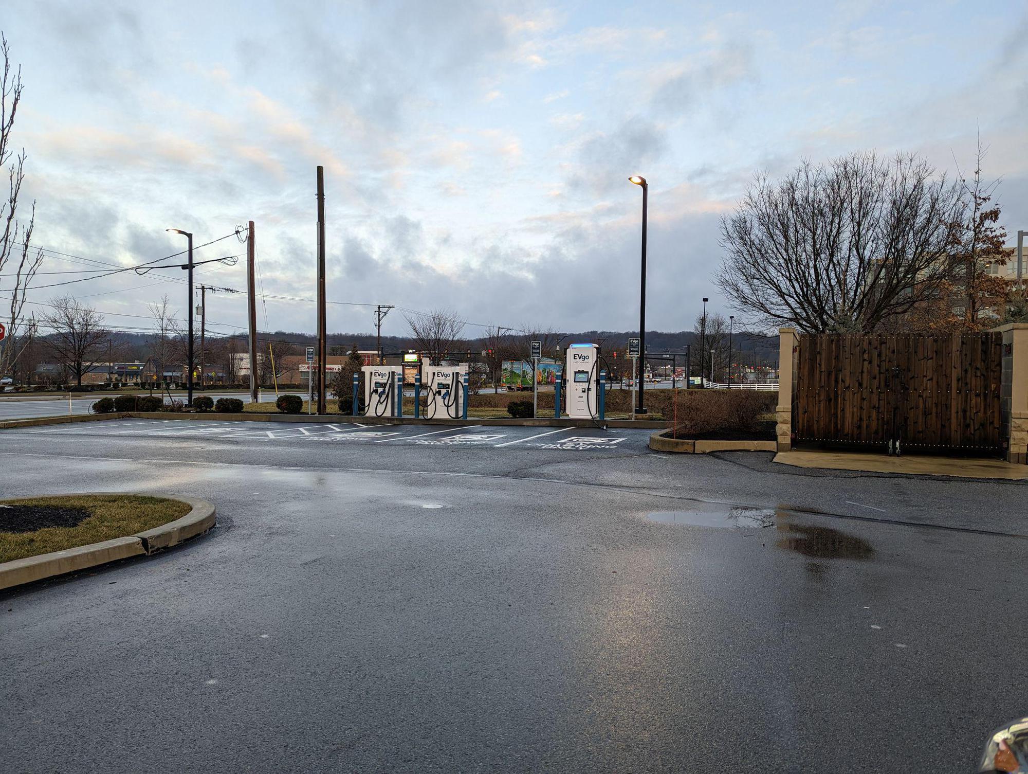 Chase Bank Exton, PA EV Station
