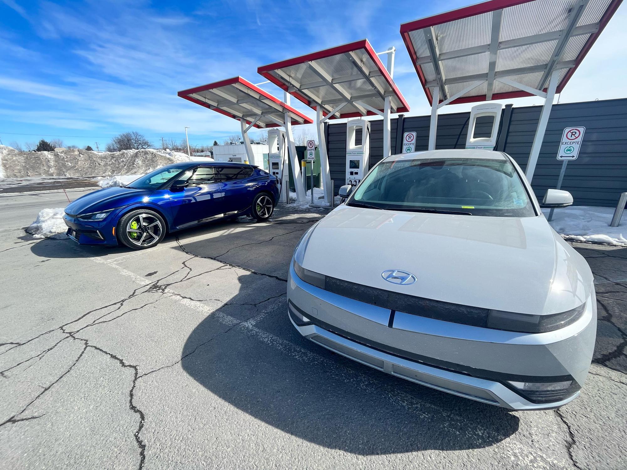 Canadian Tire Drummondville Drummondville, QC EV Station