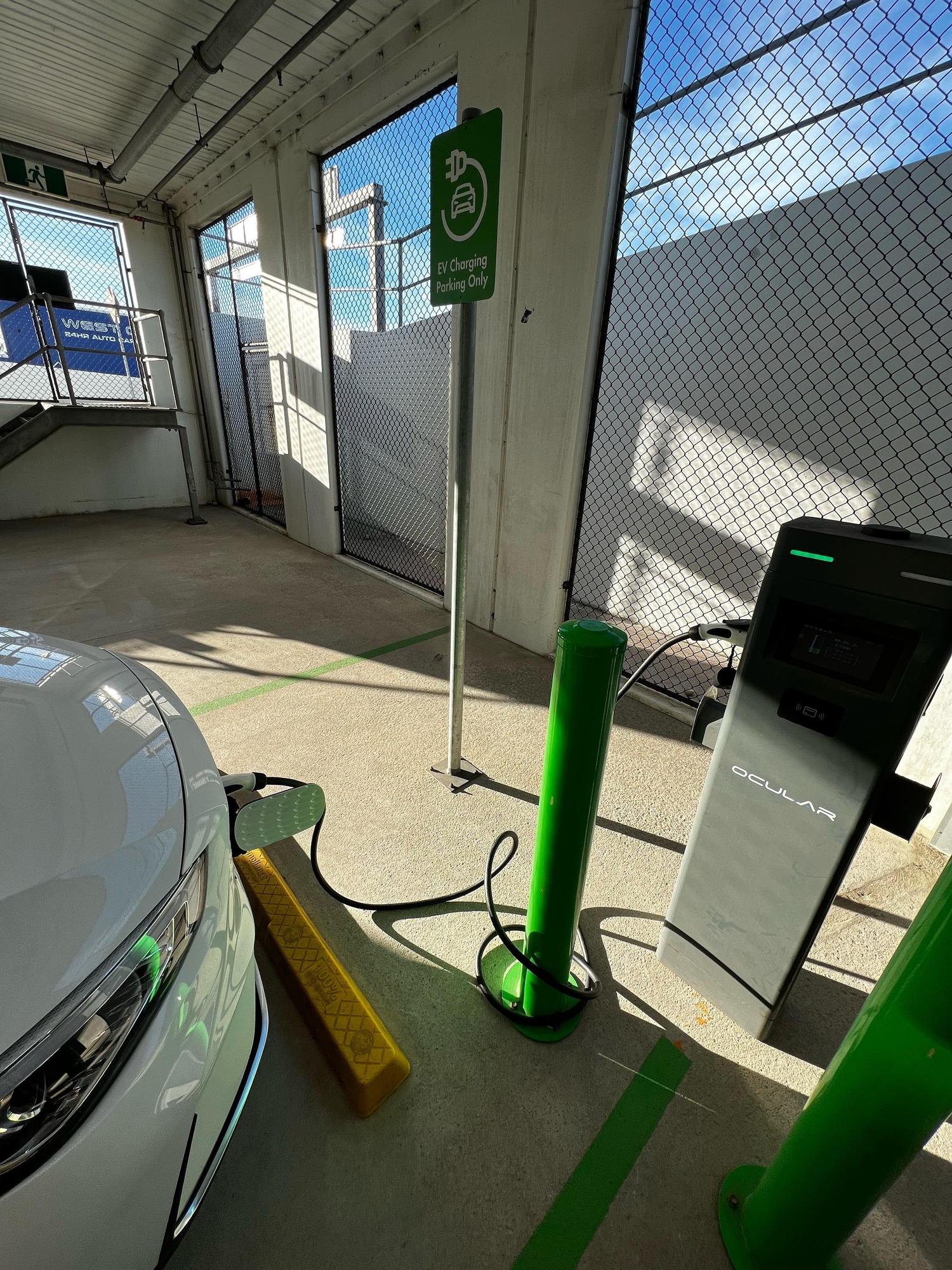 Bunnings Mindarie Clarkson, WA EV Station