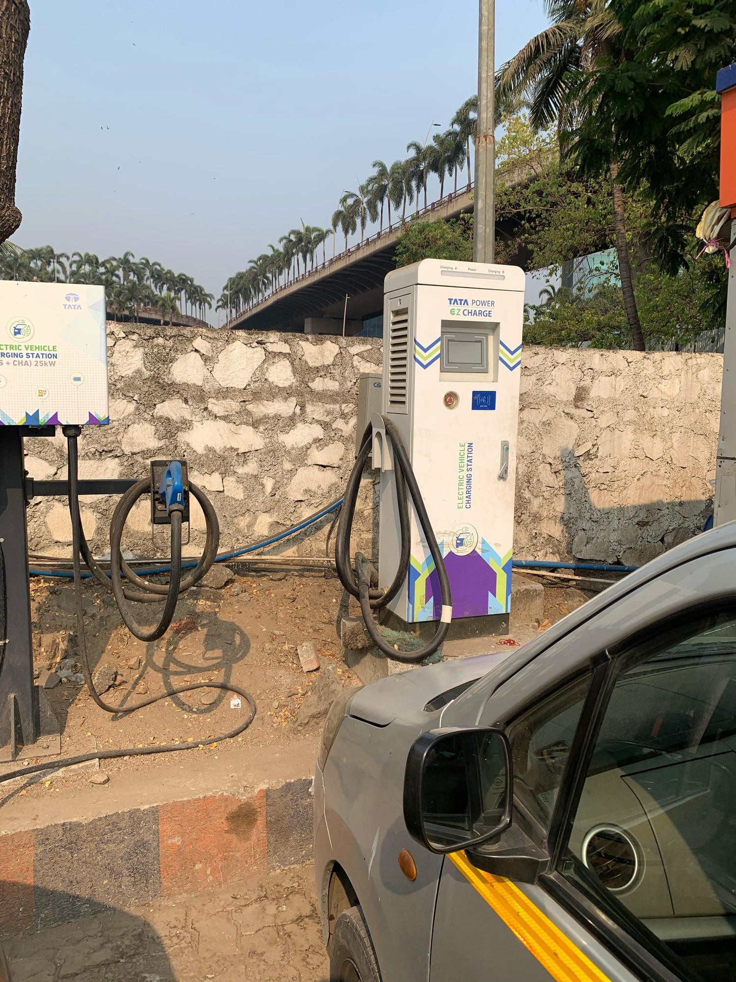 IOCL iCarPort, Andheri East Mumbai, MH EV Station