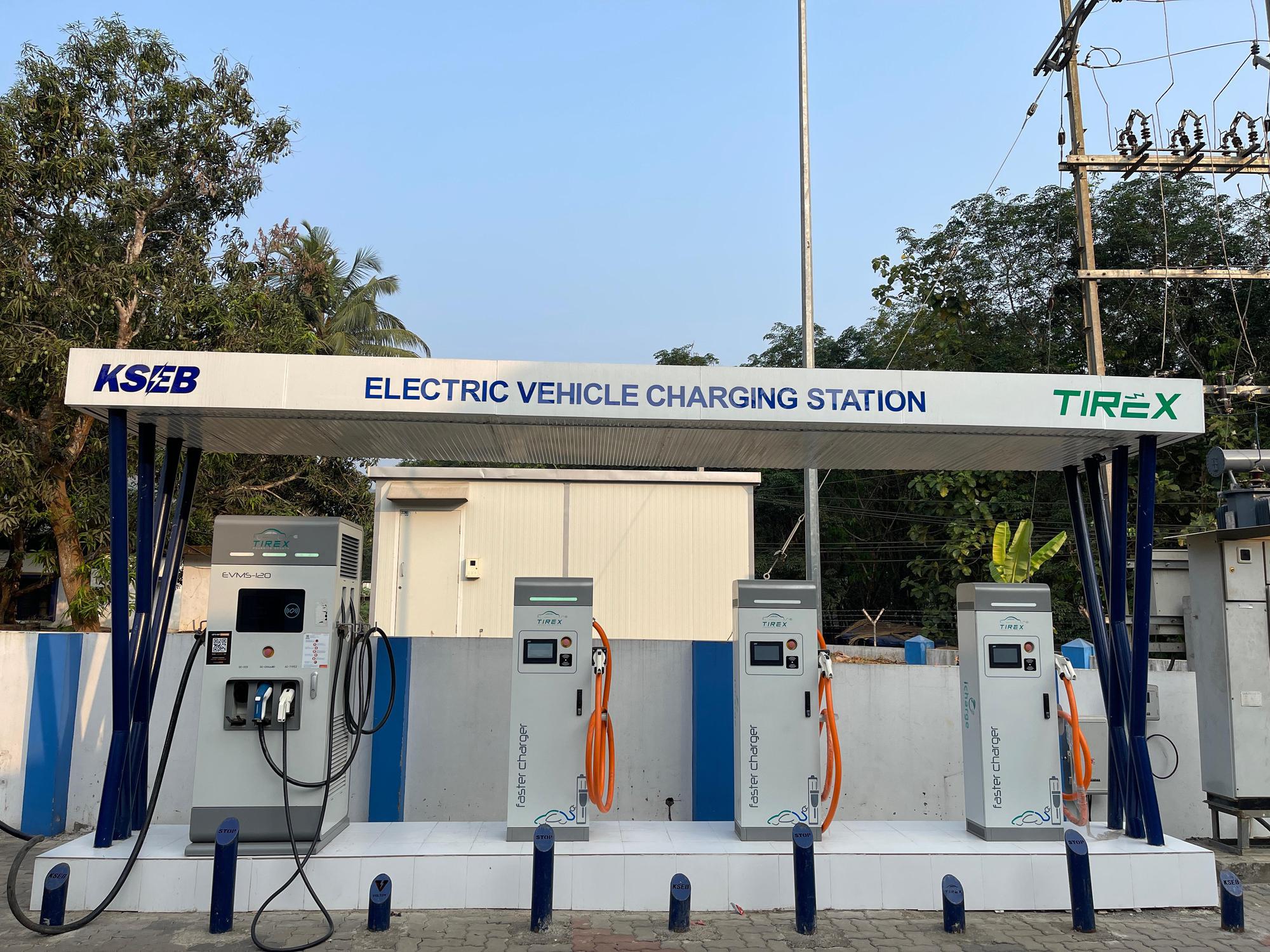 KSEB Sub Station . Charge Mod Raroth, KL EV Station