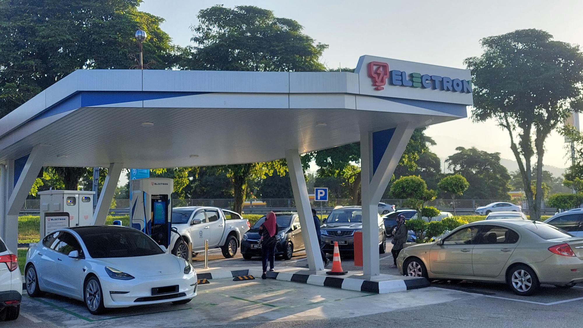 Tapah R R Tapah R&R Northbound | Tapah, Perak | EV Station