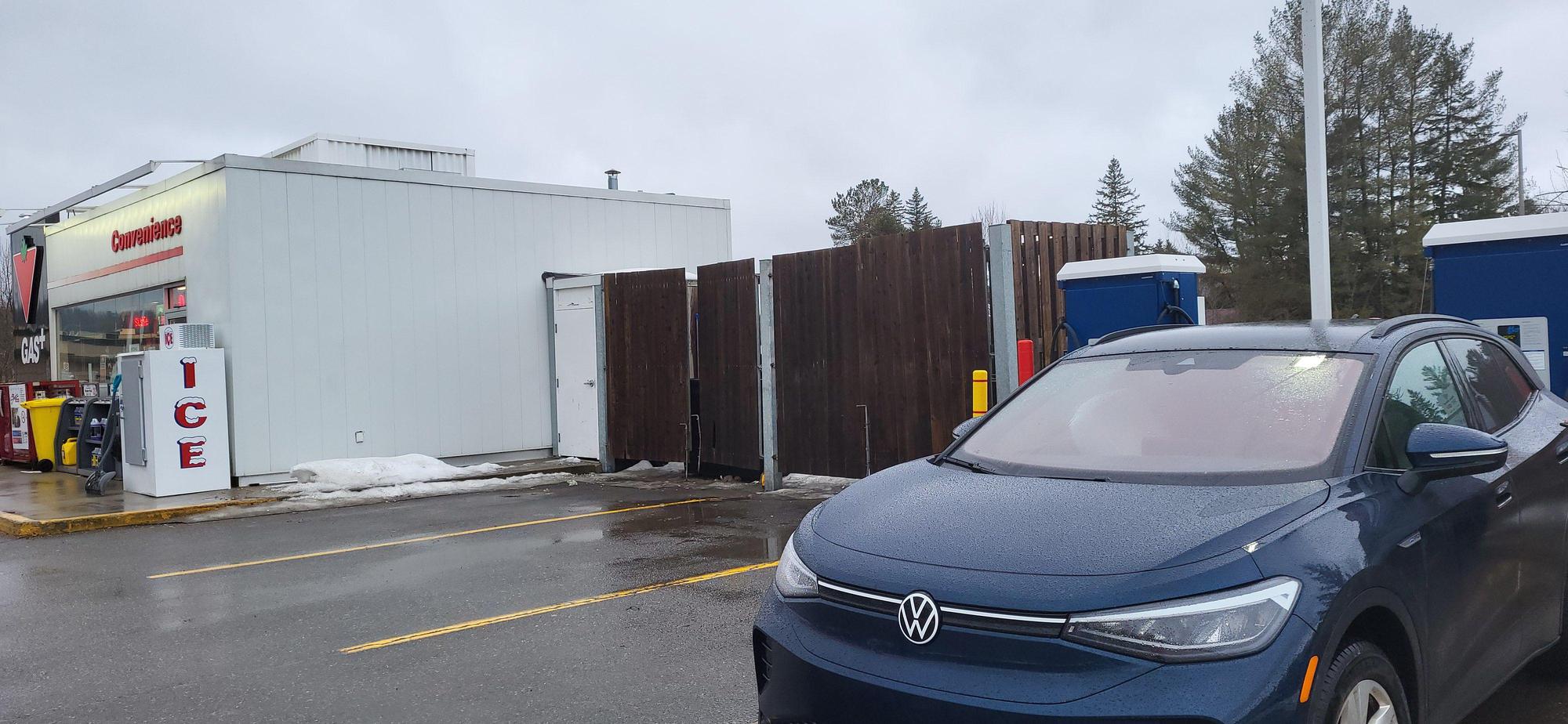 Canadian Tire Gas Bar (2) Minden, ON EV Station