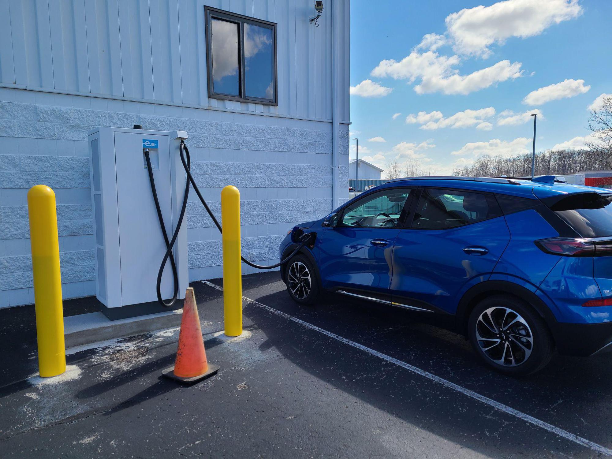 Bush Auto Place Wilmington, OH EV Station