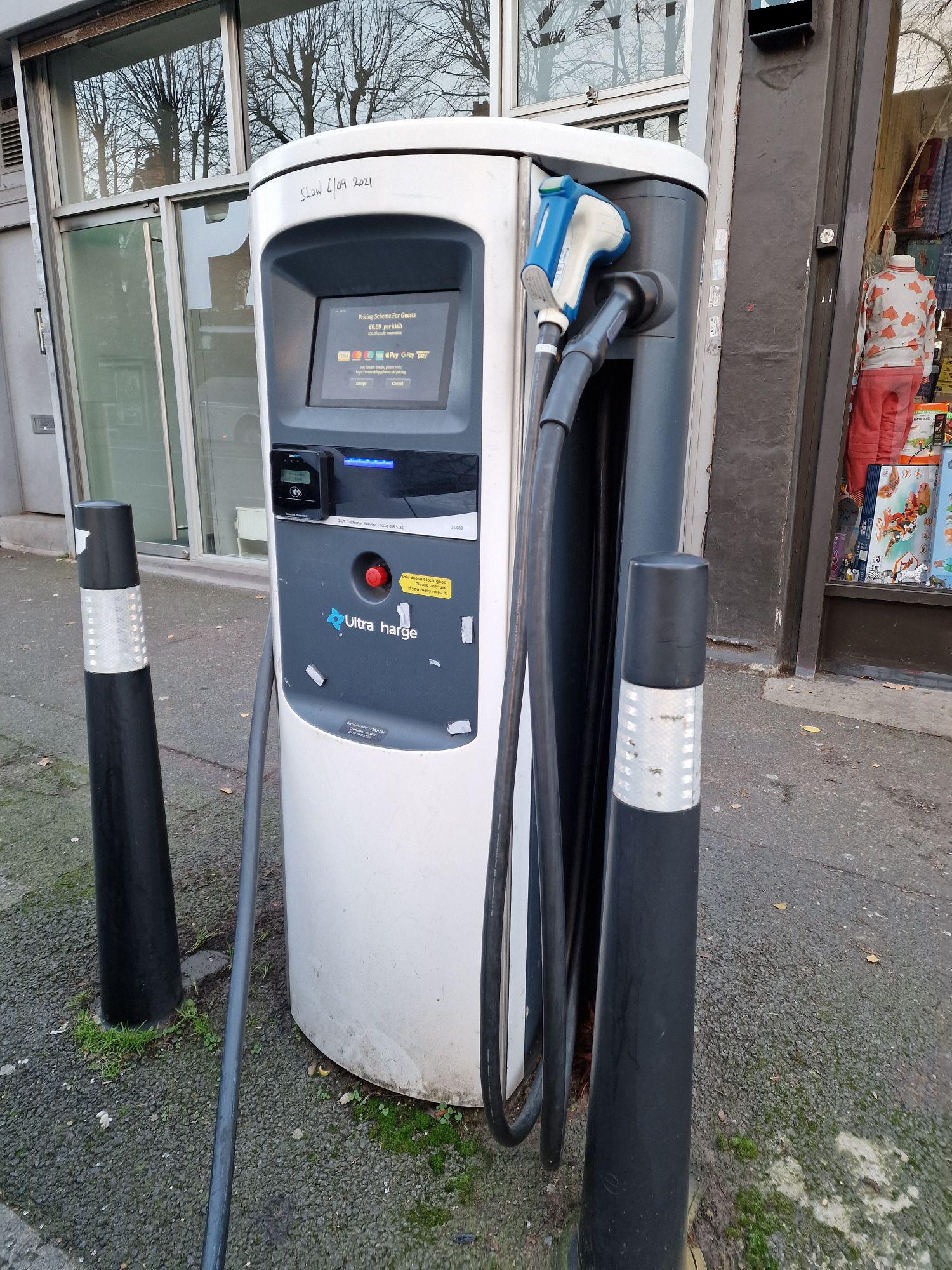 Archway Road Parking/Charging 252 Archway Rd, Highgate, London N6 5AX, UK EV Station
