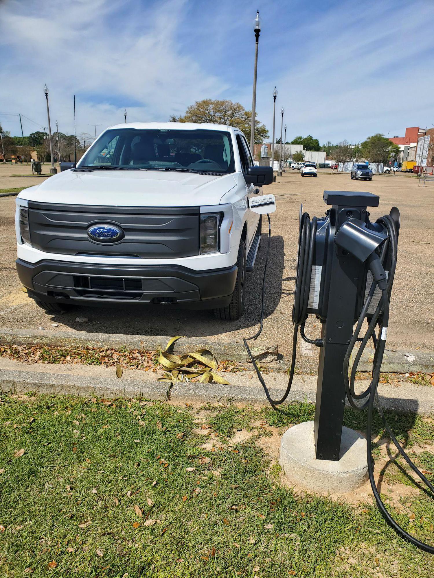Scotsman General Store Laurel, MS EV Station