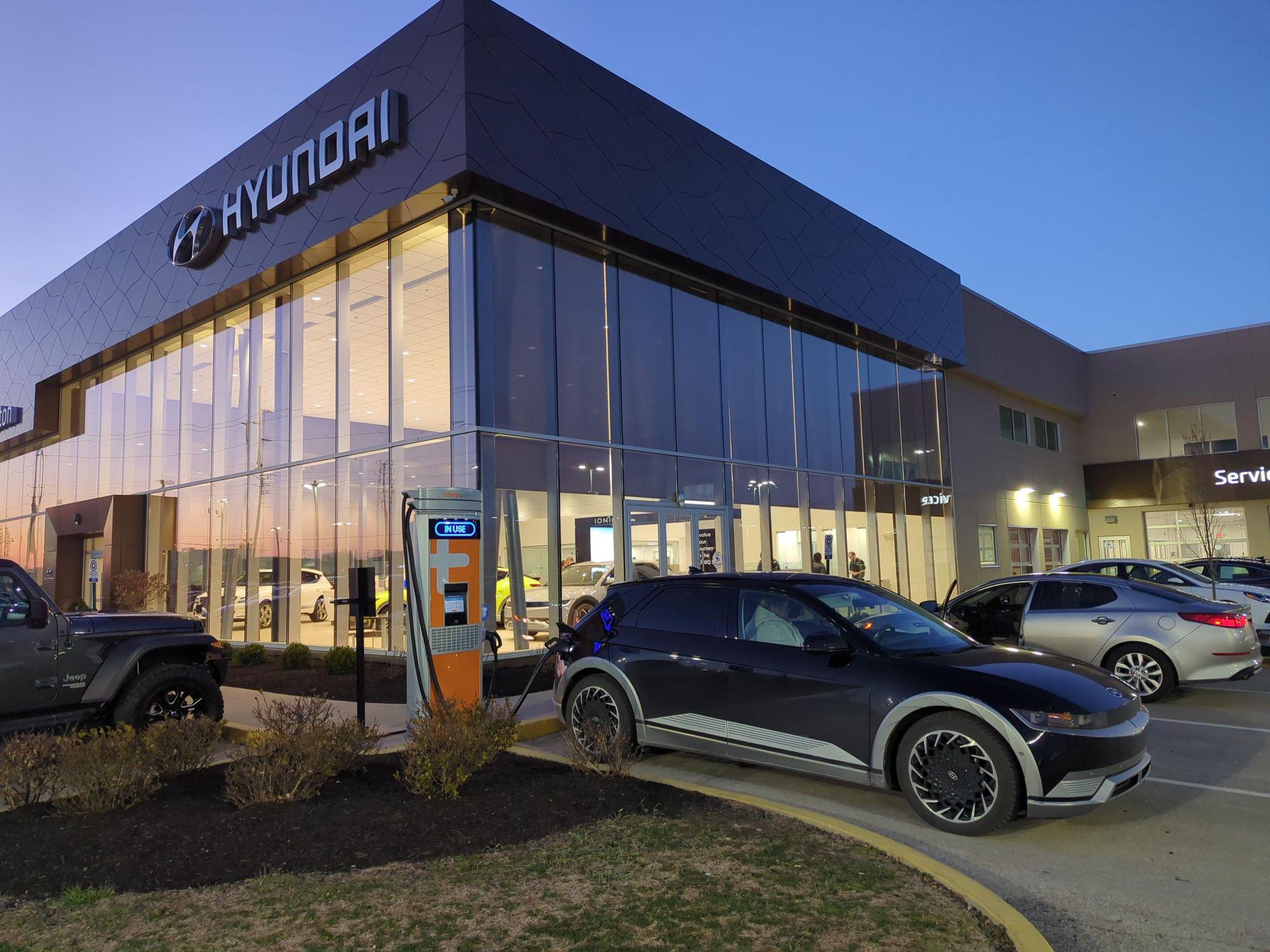 Napleton Hyundai Of Carmel Indianapolis, IN EV Station