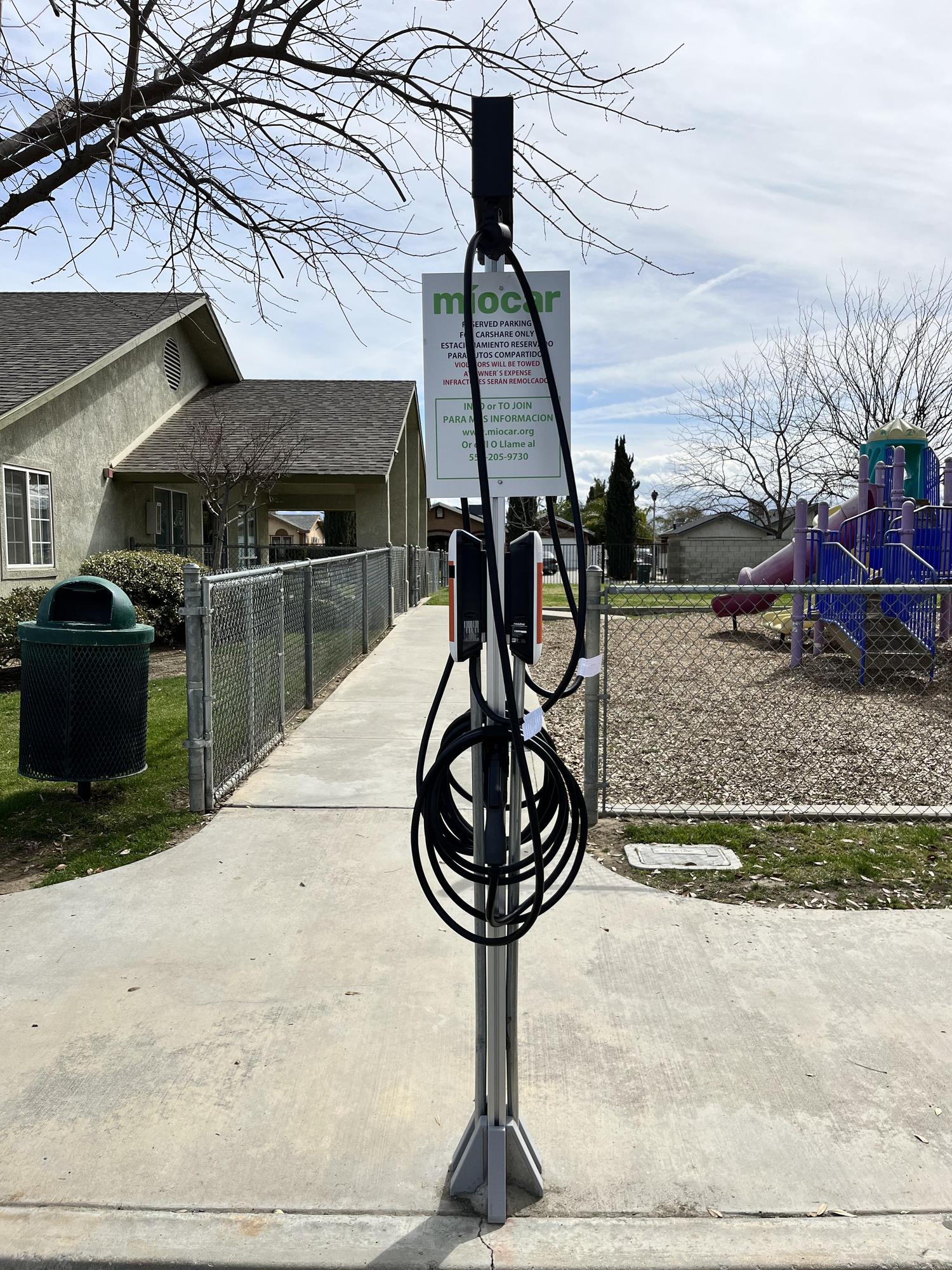 Caliente Creek Apartments Arvin, CA EV Station