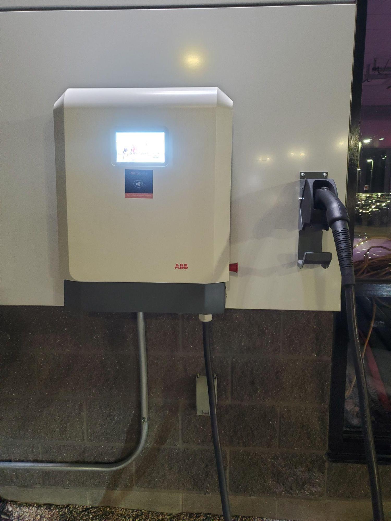 Kia Grand Rapids North Grand Rapids, MI EV Station