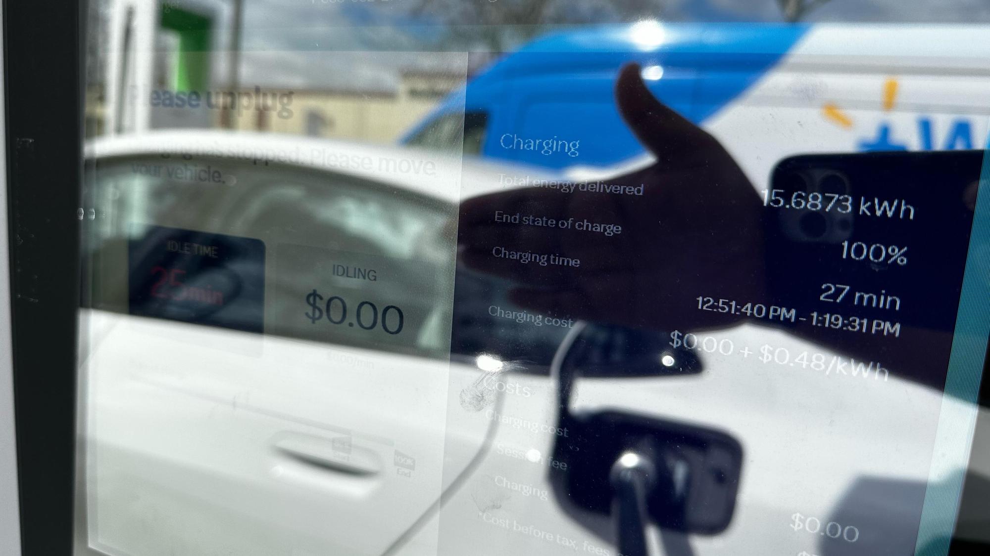 Folsom Premium Outlets Under Armour Folsom, CA EV Station