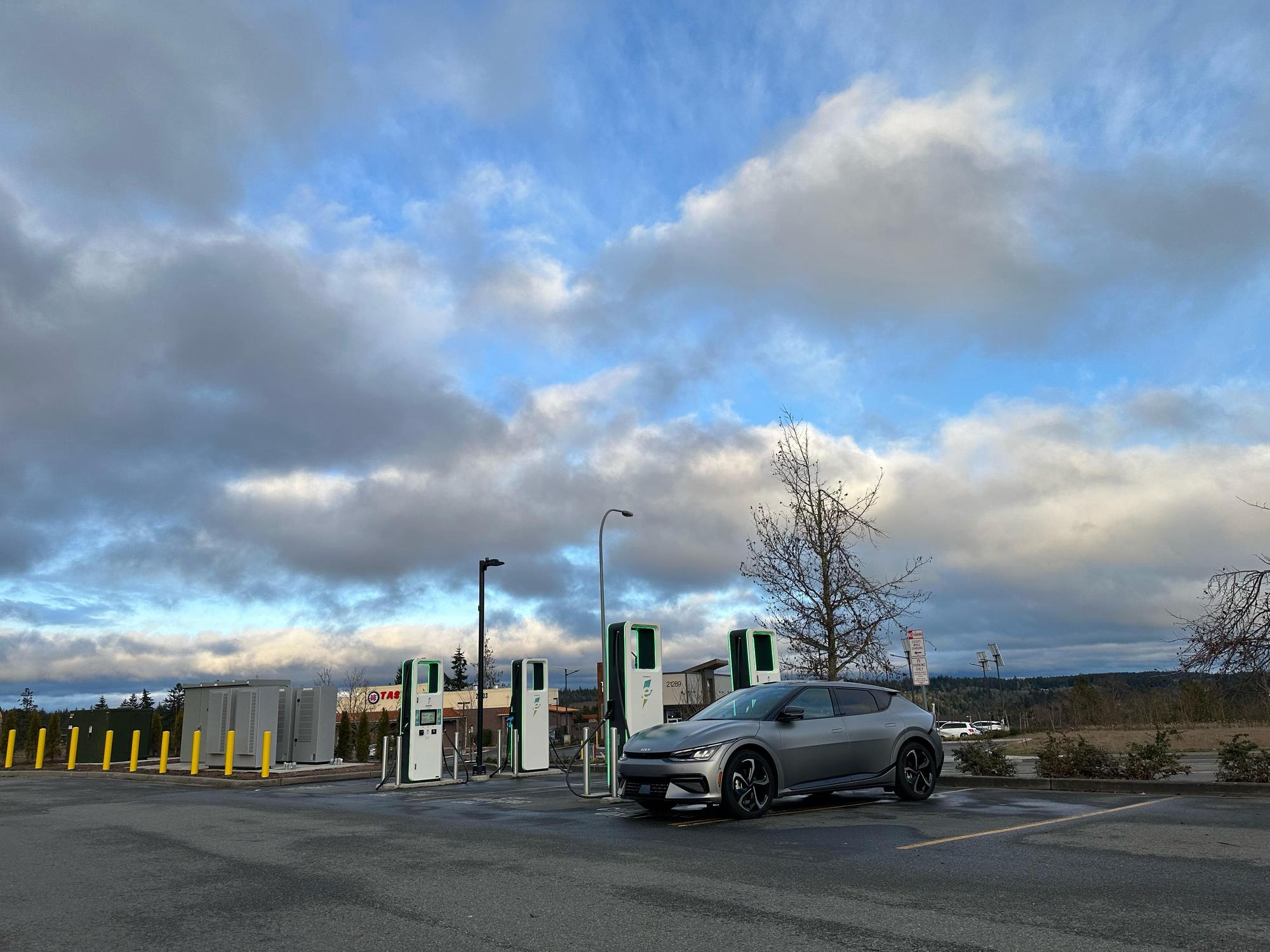 Walmart Poulsbo, WA EV Station