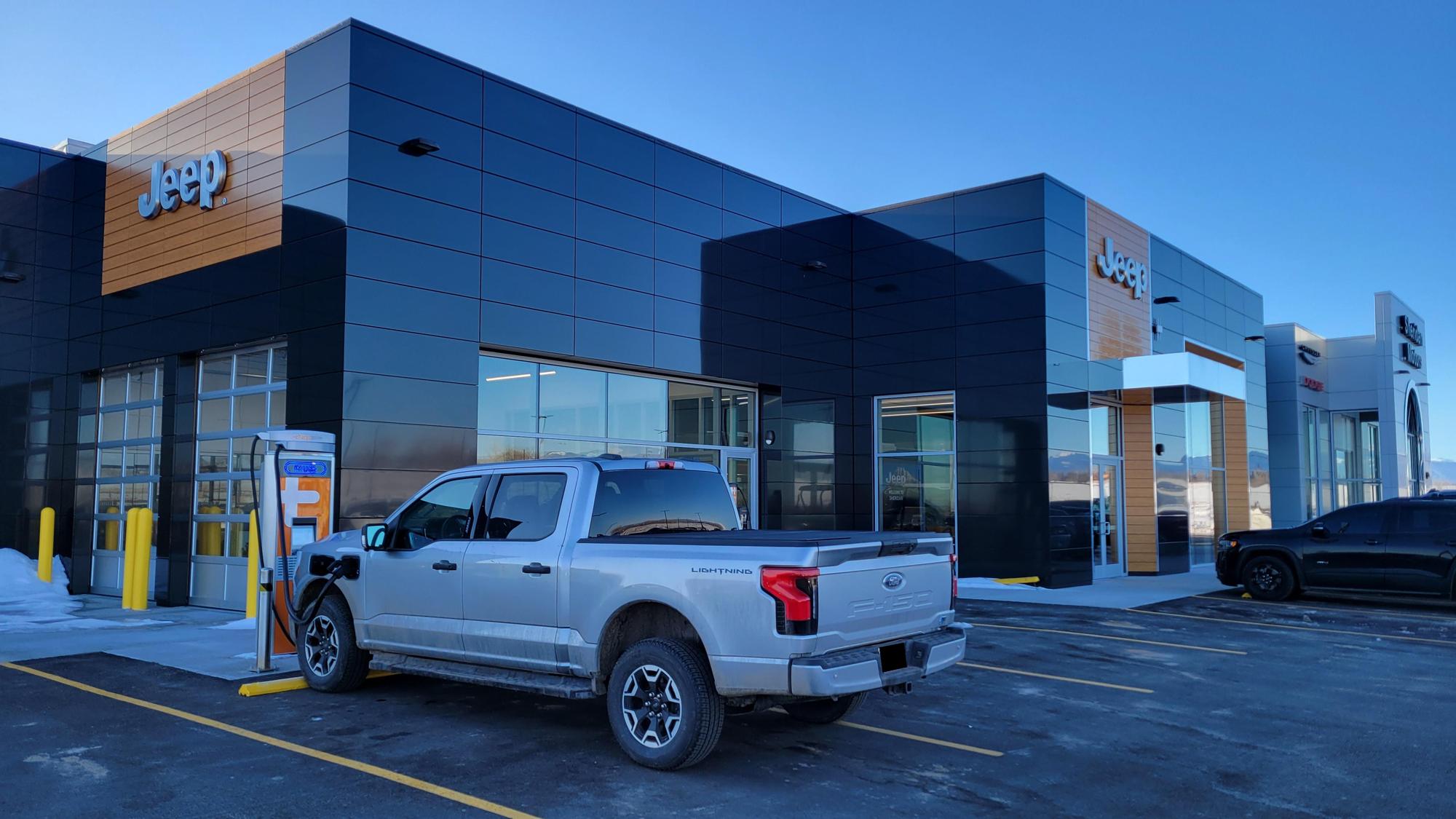 Sheridan Motor Jeep Sheridan, WY EV Station