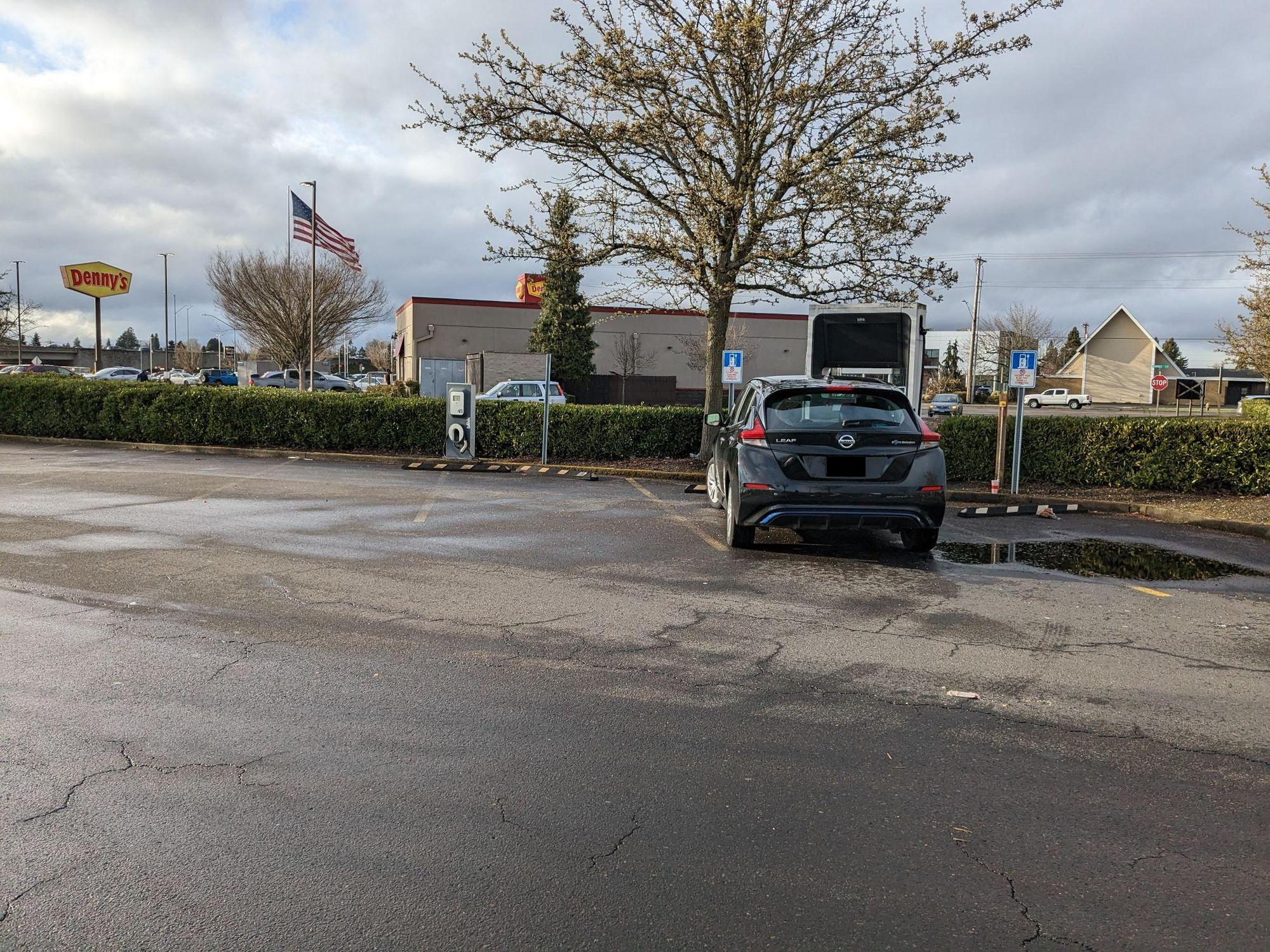 Fred Meyer Soon) Salem, OR EV Station