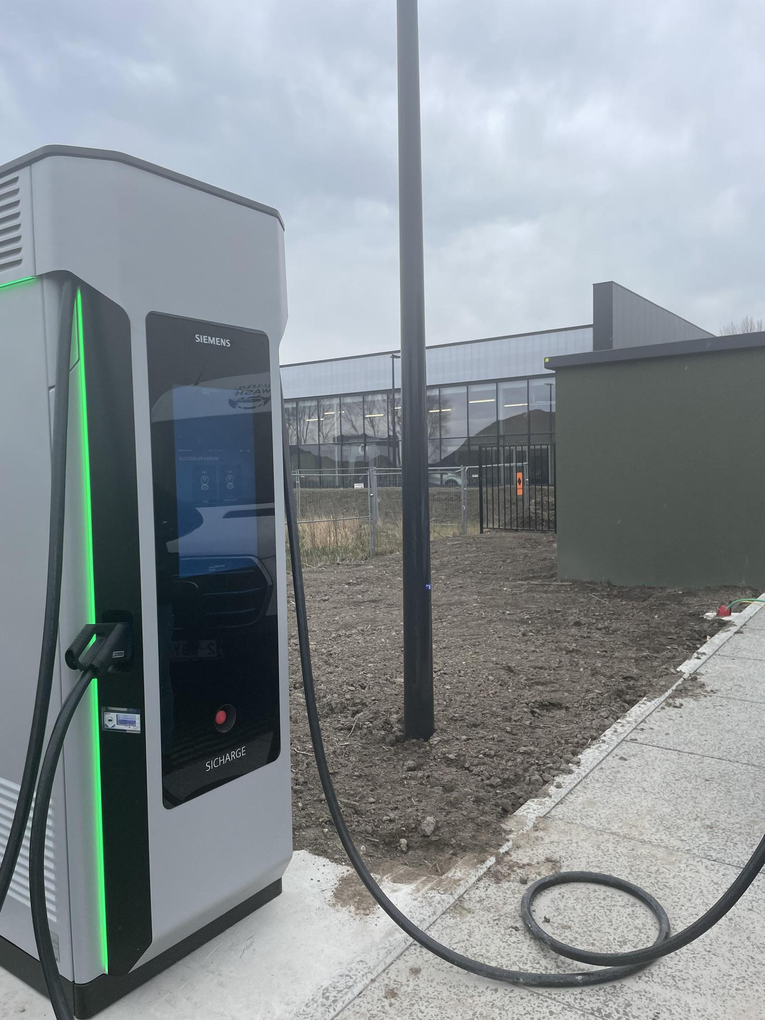 Ford garage Veurne Furnawash Veurne, Vlaams Gewest EV Station