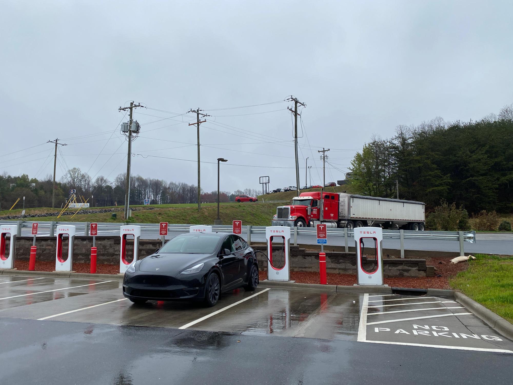 Circle K Mt Airy Mt Airy, NC EV Station