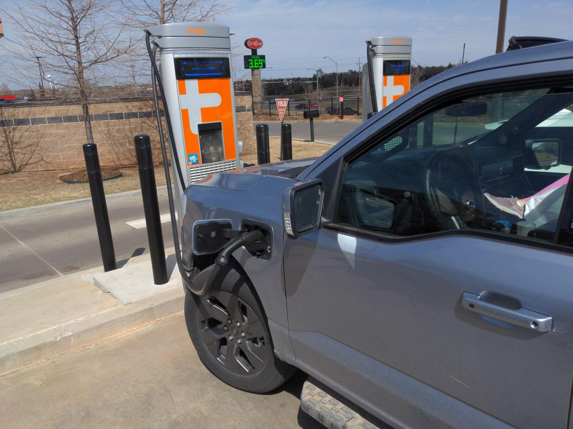 OnCue Edmond, OK EV Station