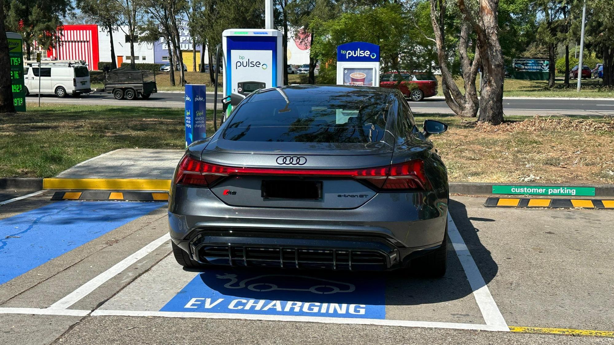 bp Macarthur Campbelltown, NSW EV Station