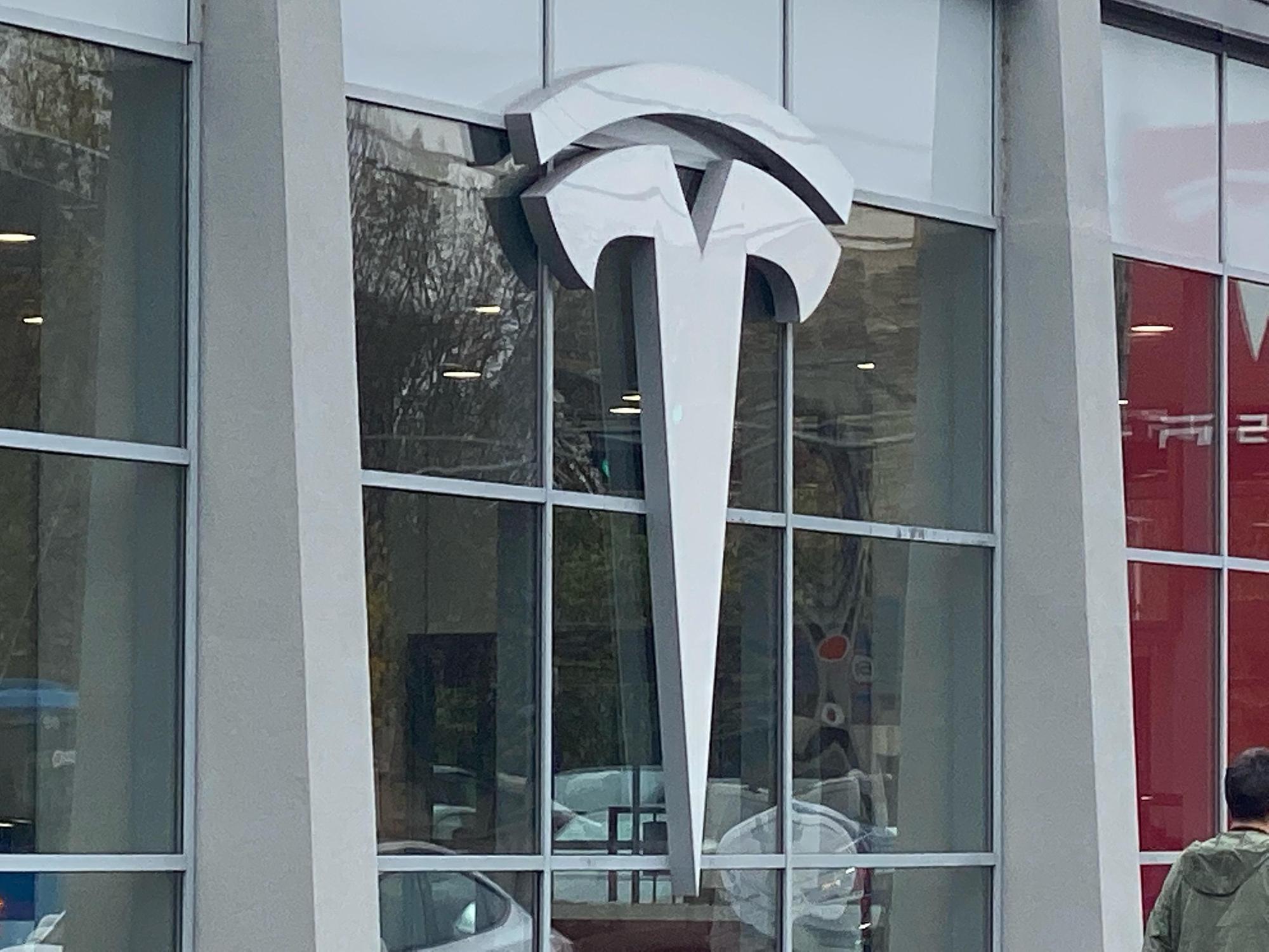 Tesla Service T'bilisi, Tbilisi EV Station