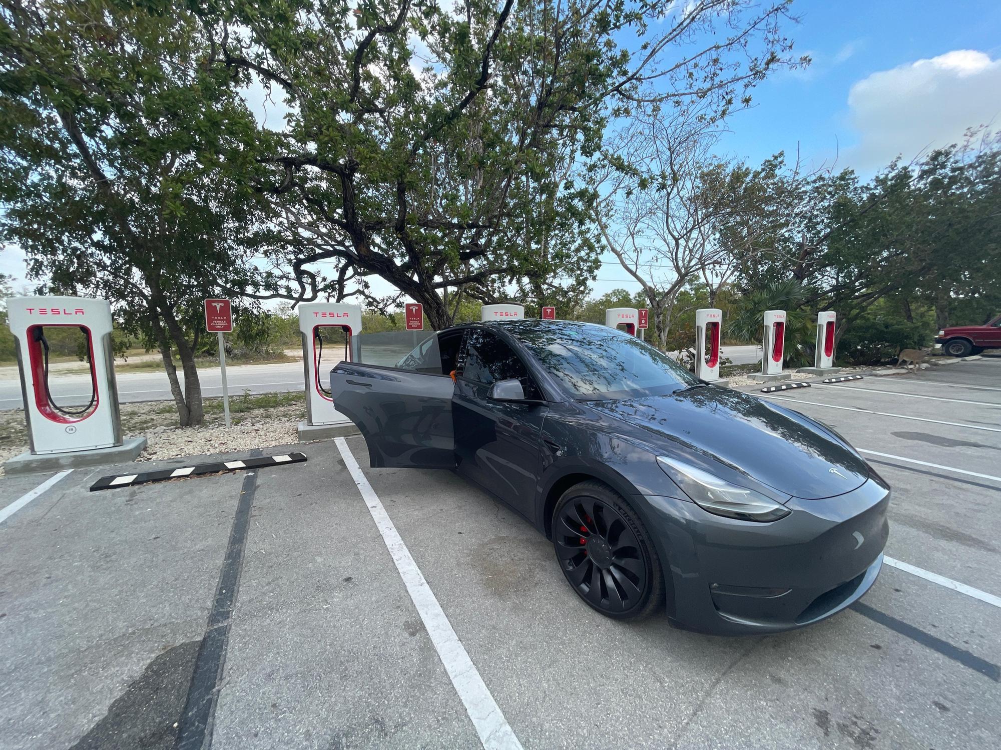 Winn Dixie at Big Pine Key Shopping Center Big Pine Key, FL EV Station