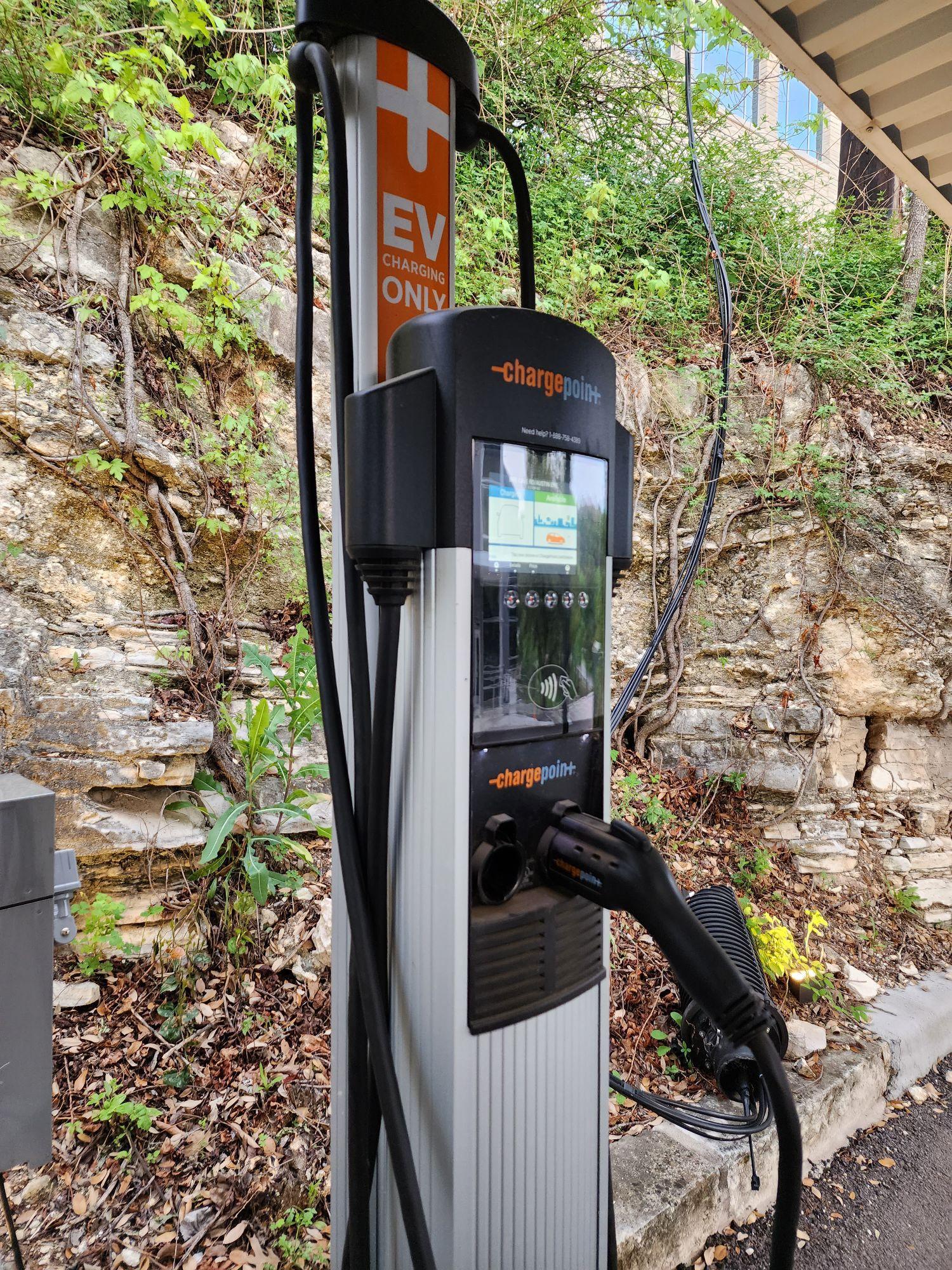 BEE CAVE RD AUSTIN EYE Rollingwood, TX EV Station