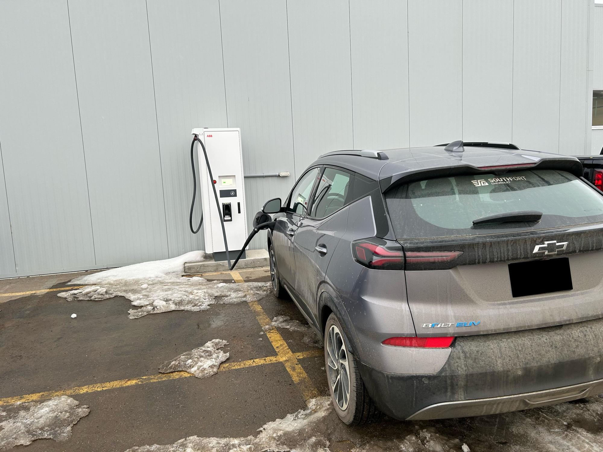 Summit GM Chevrolet GMC Buick Fort McMurray, AB EV Station