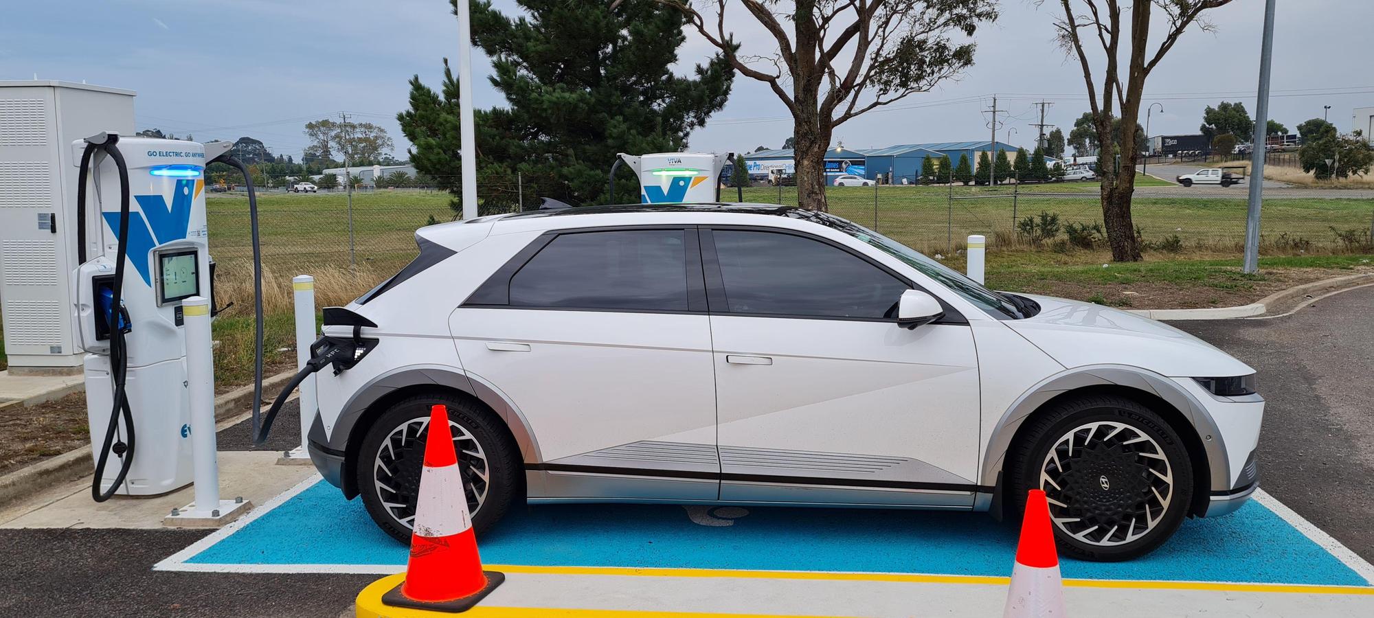 Shell Coles Express Warrenheip Warrenheip, VIC EV Station