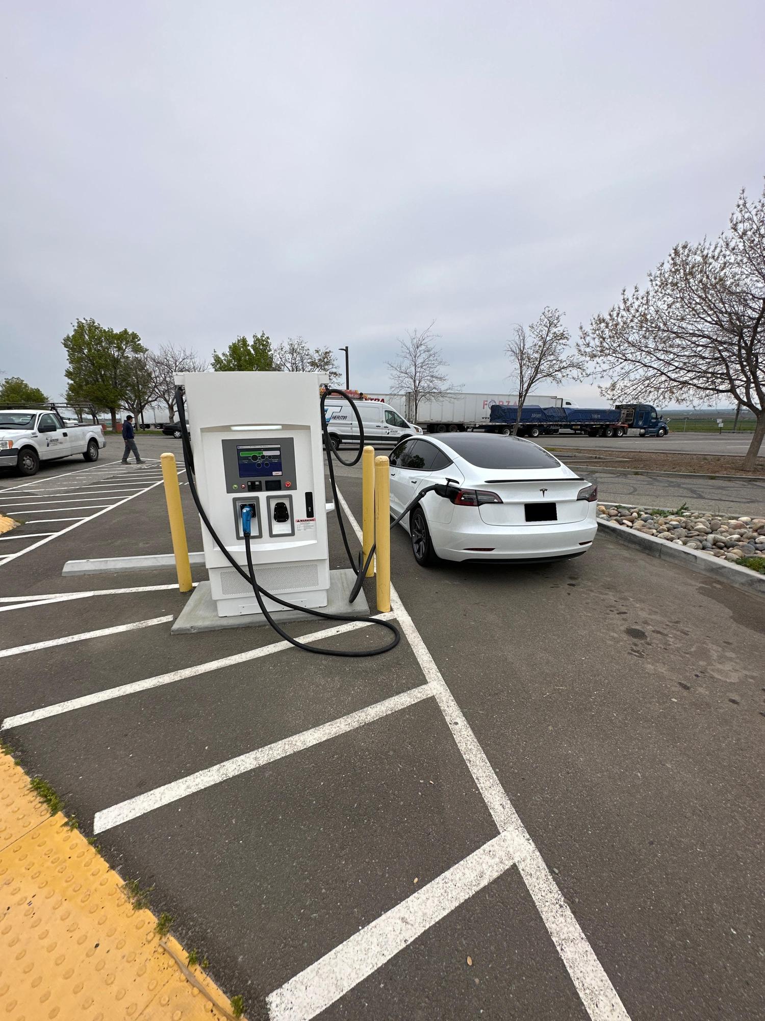 Westley Rest Area Northbound Manteca, CA EV Station