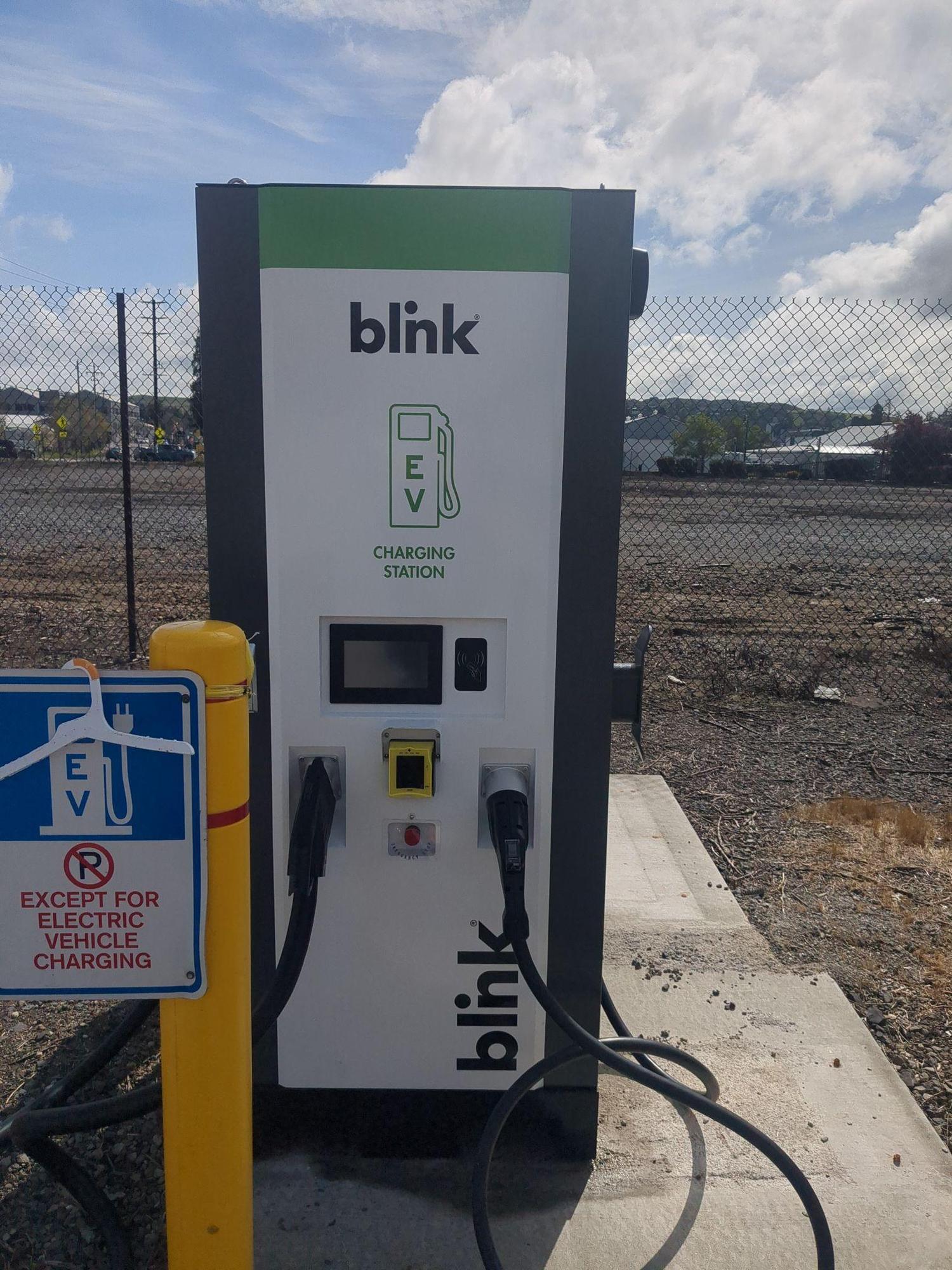 City of Petaluma Petaluma, CA EV Station