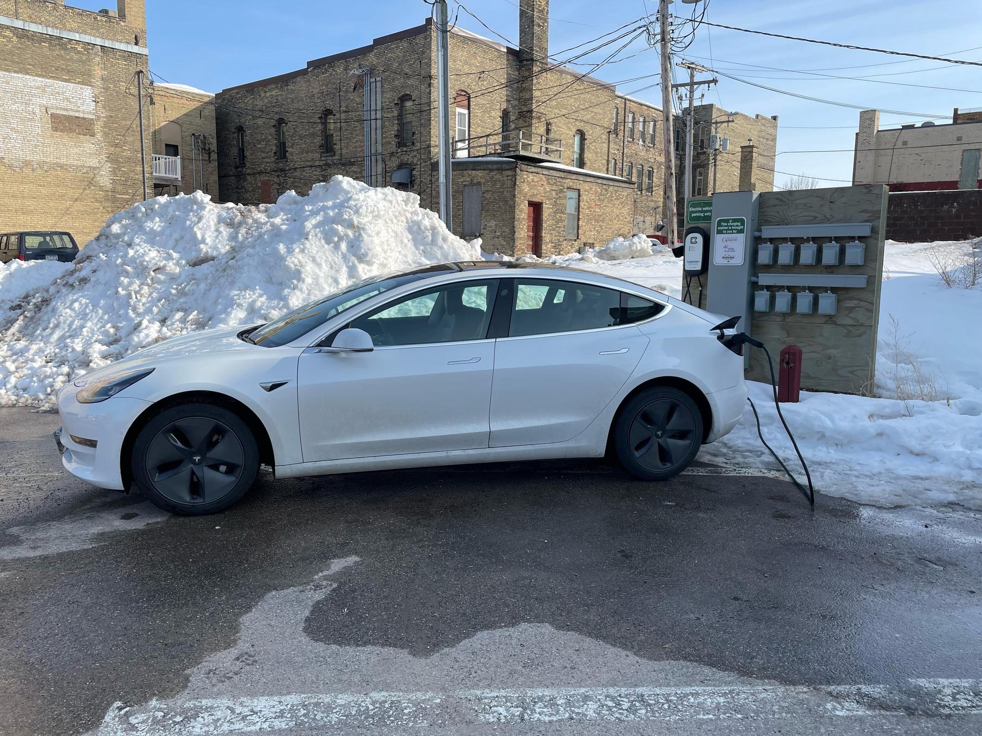 Crookston Public Parking Crookston, MN EV Station