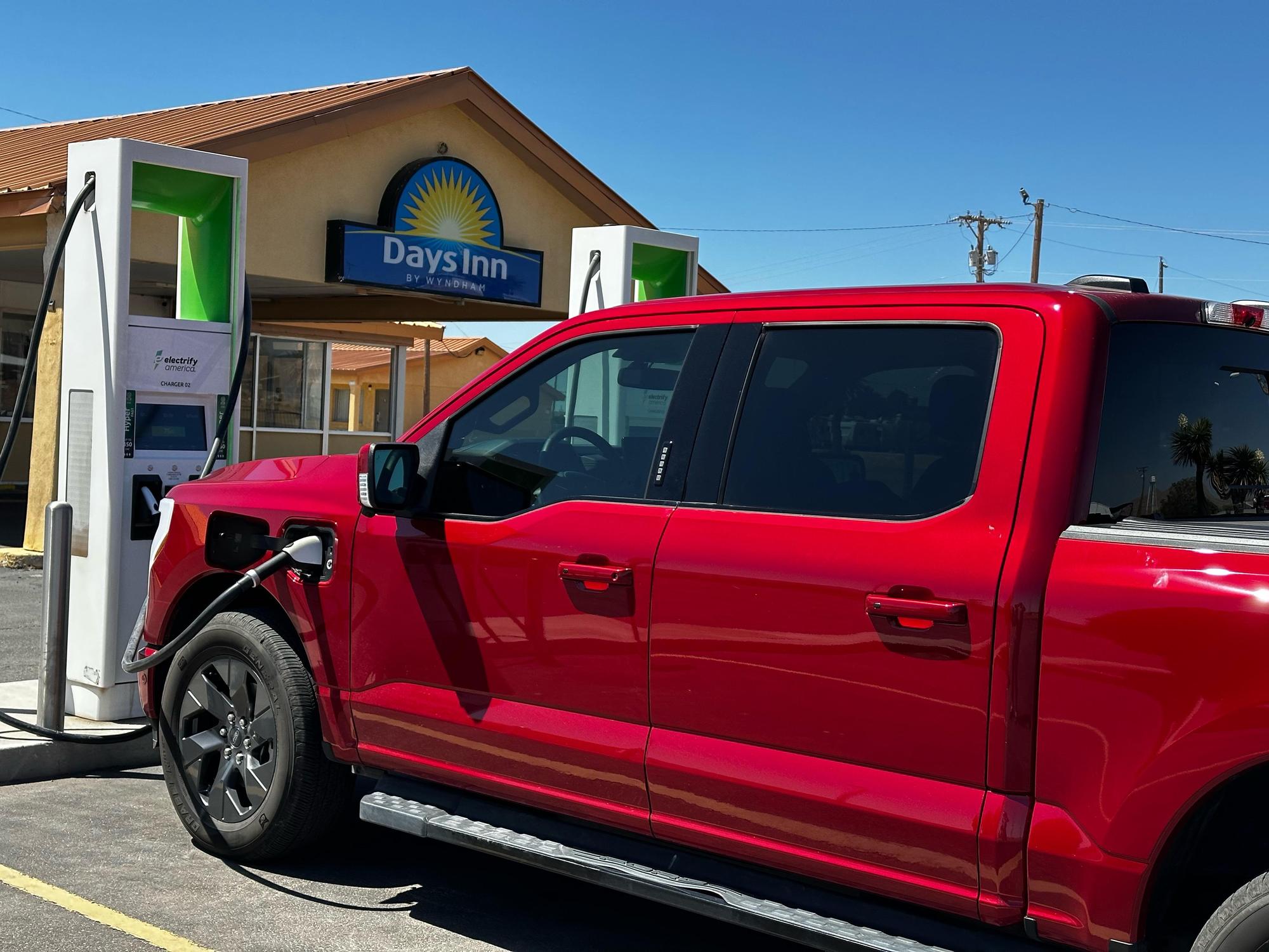 Days Inn Van Horn, TX EV Station