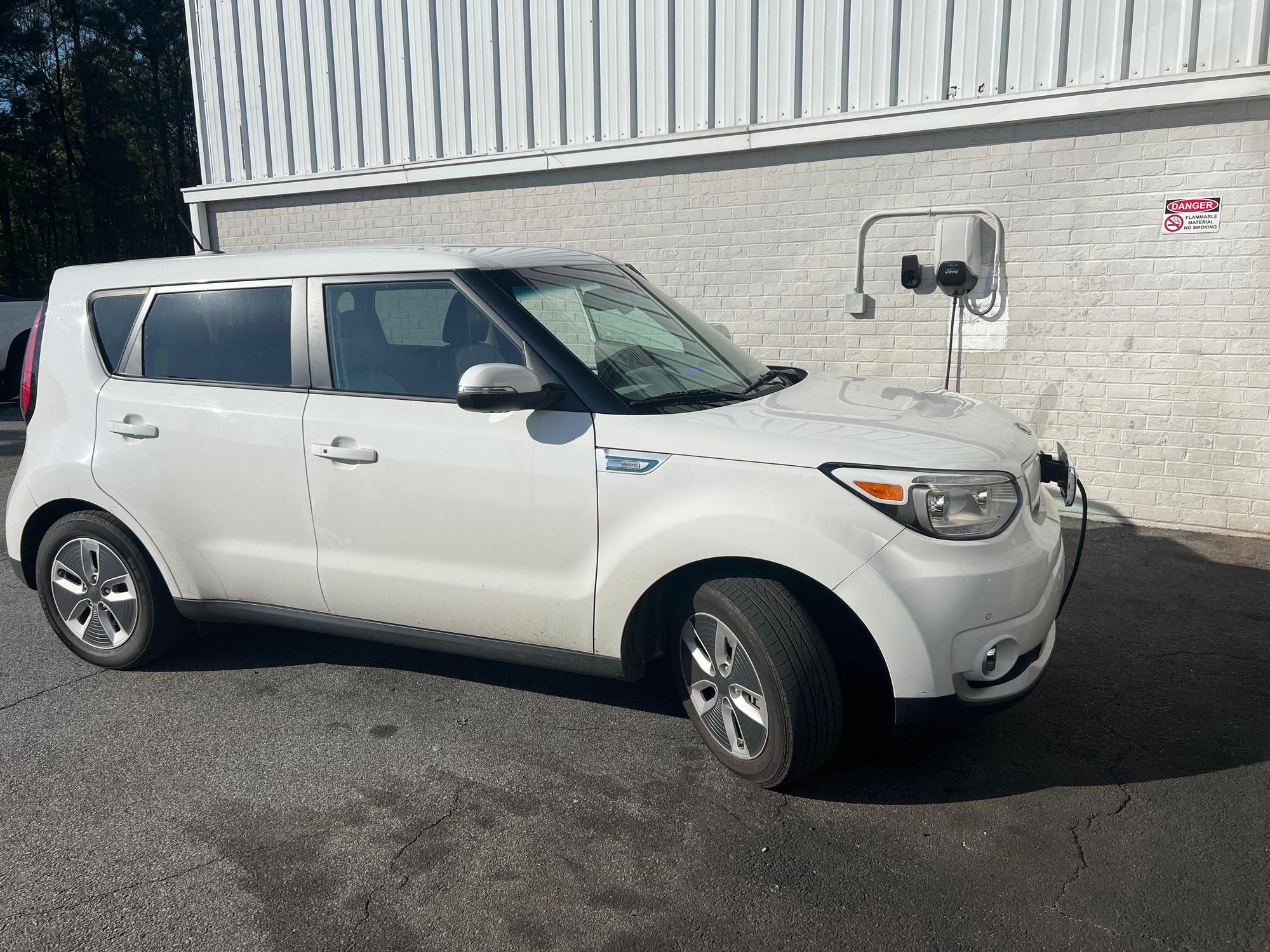 Wade Ford Smyrna, GA EV Station