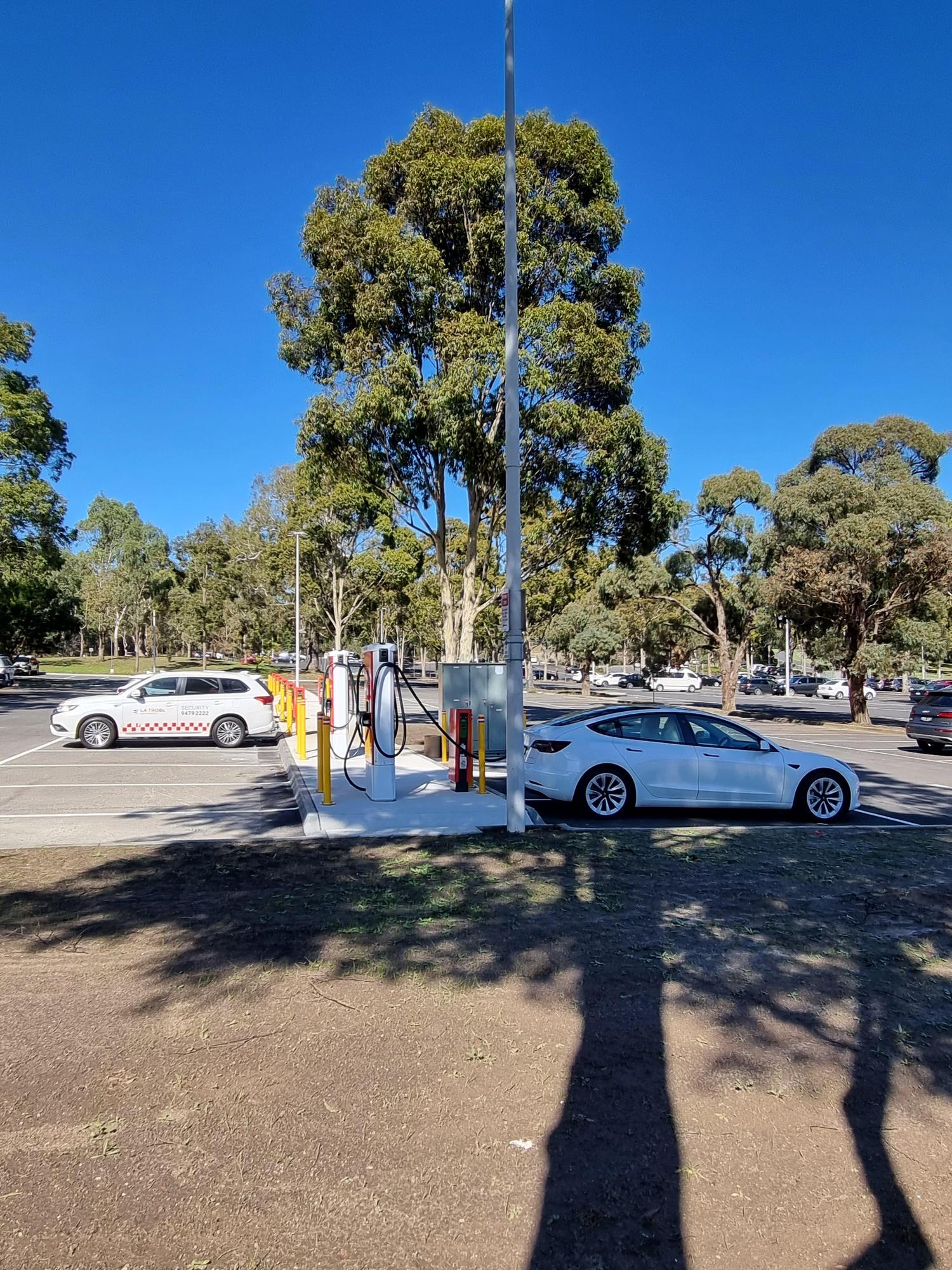 La Trobe University Bundoora Car Park 6 Bundoora, VIC EV Station