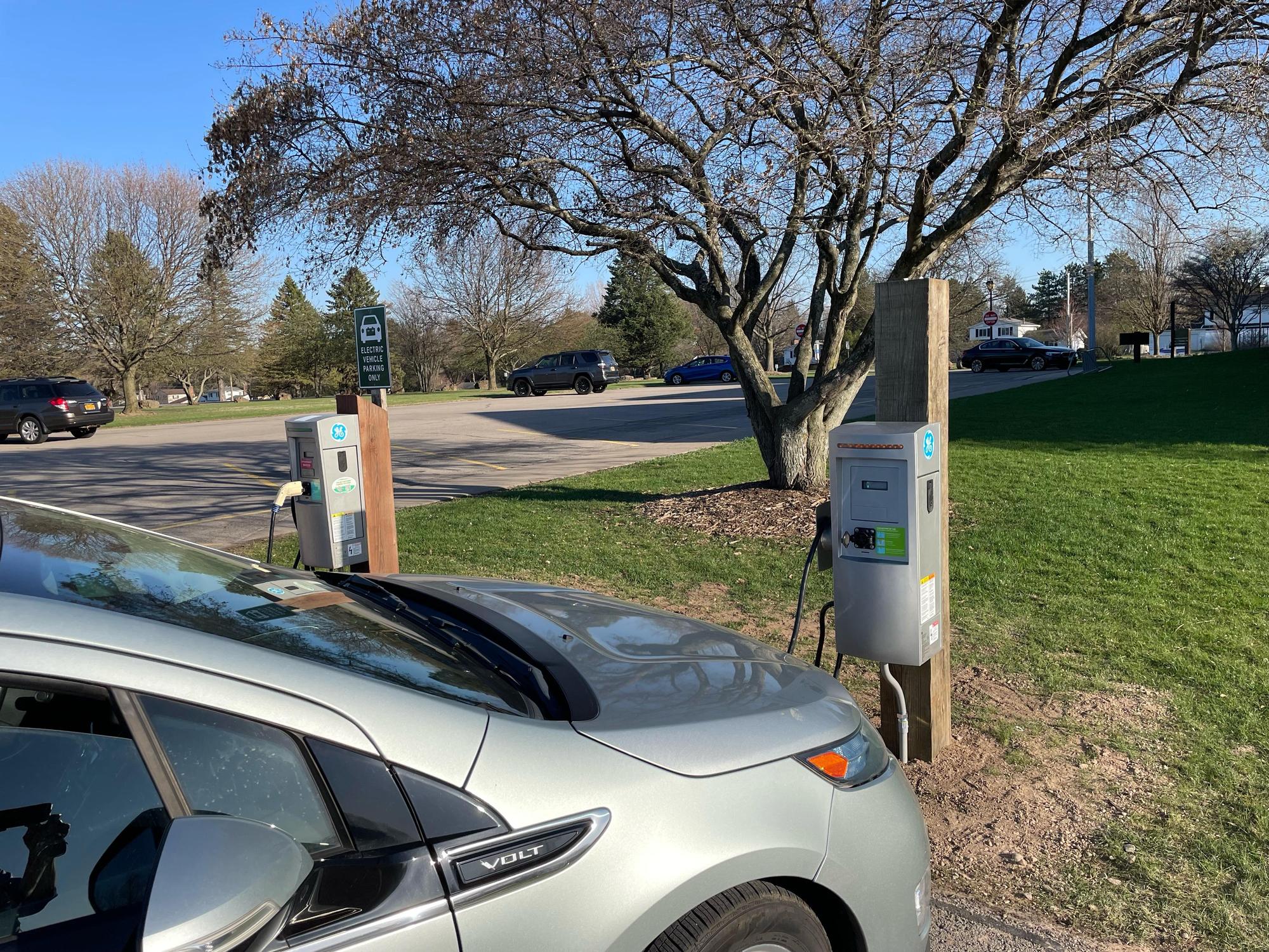 Penfield Town Hall Penfield, NY EV Station
